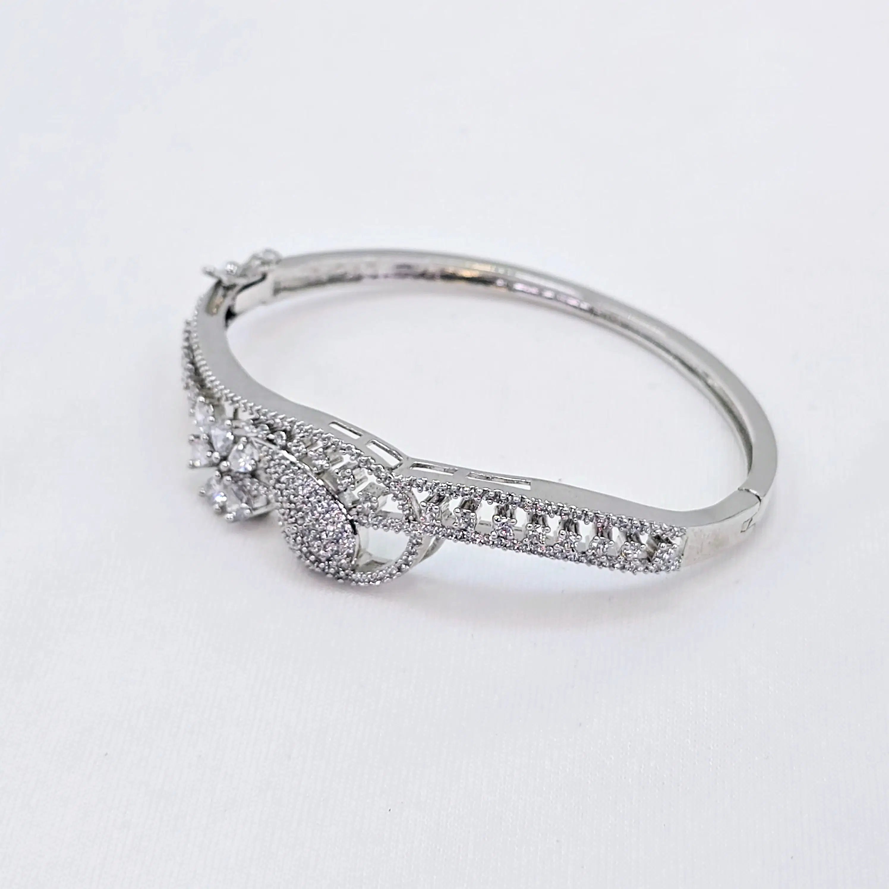 The Samira Whitegold A.D Bracelet
