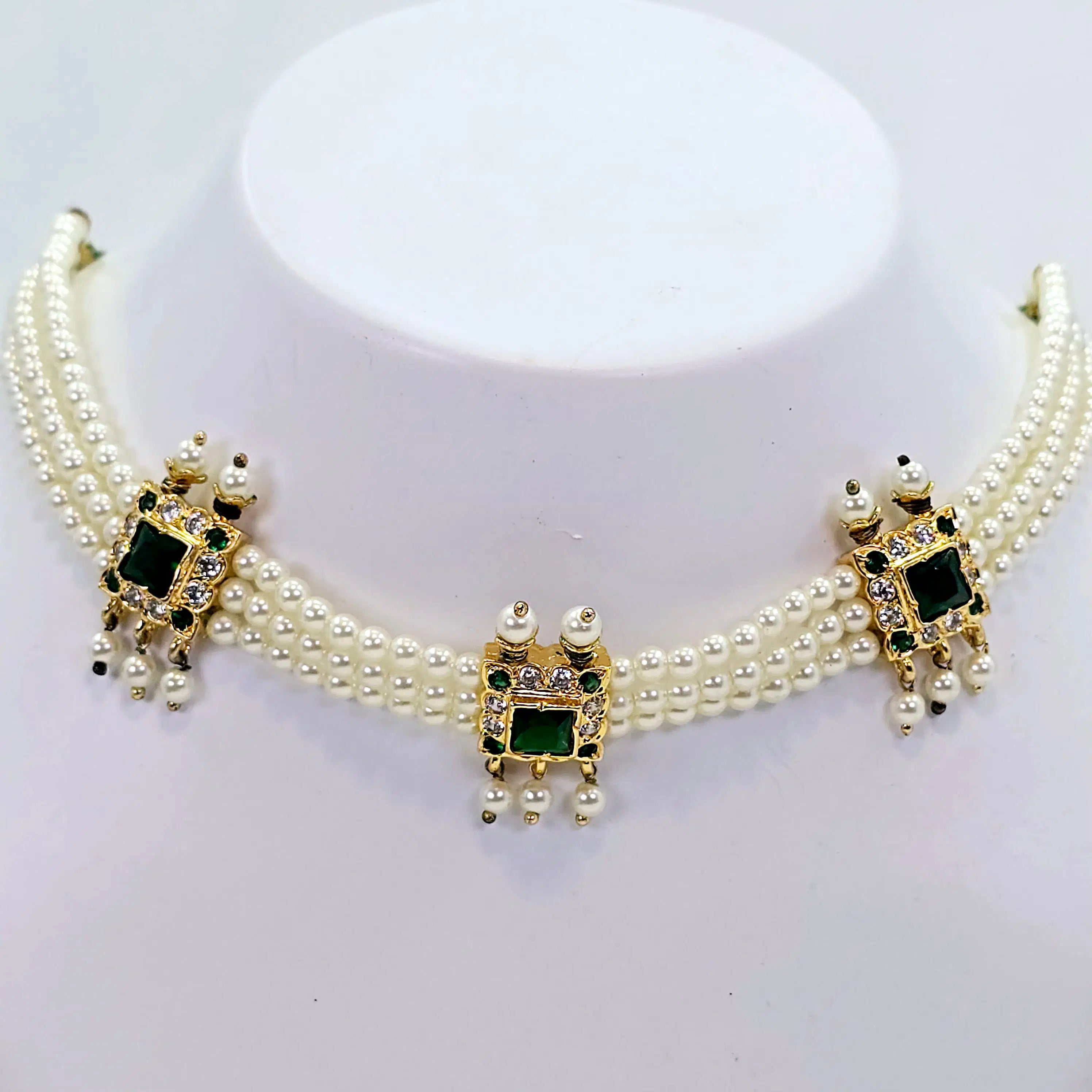 The Janhavi Moti Chinchpeti