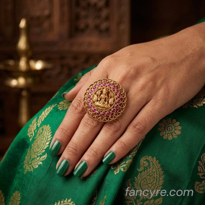 The Shridevi Kempu Ring