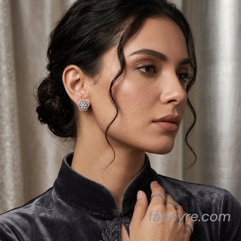 The Ensley Whitegold A.D Earring
