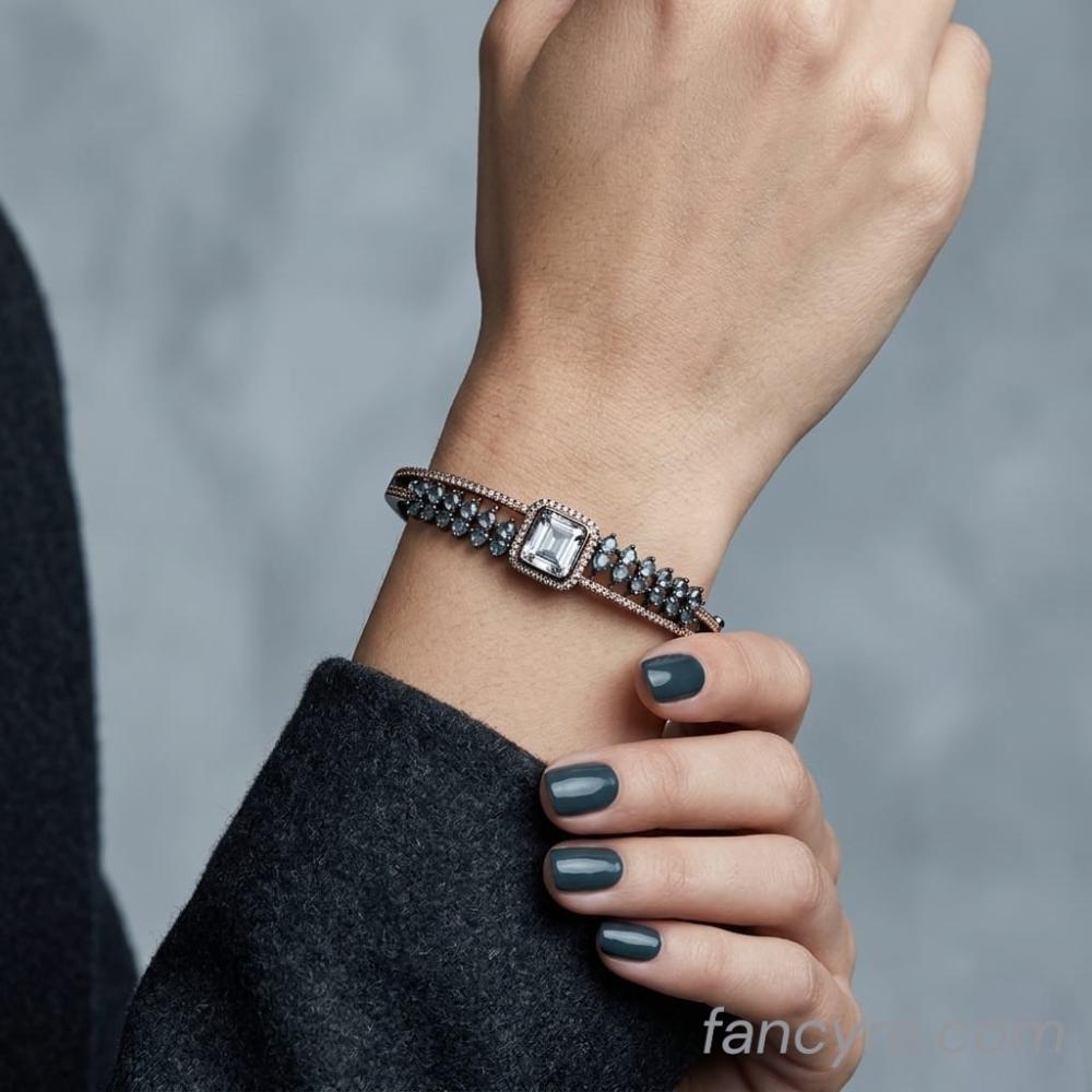 The Reva Blackgold A.D Bracelet