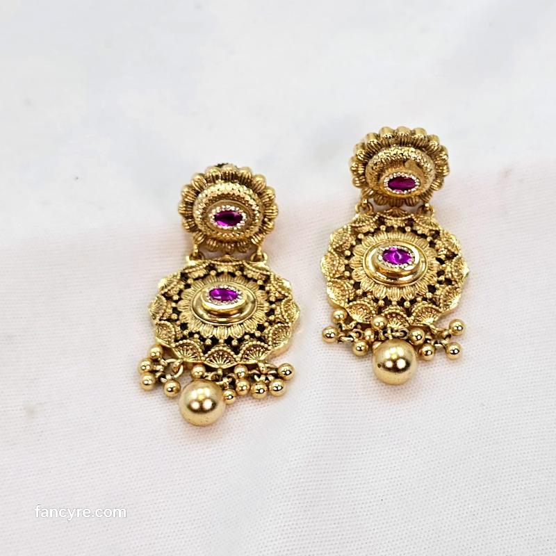 The Divyani Rajwadi Necklace