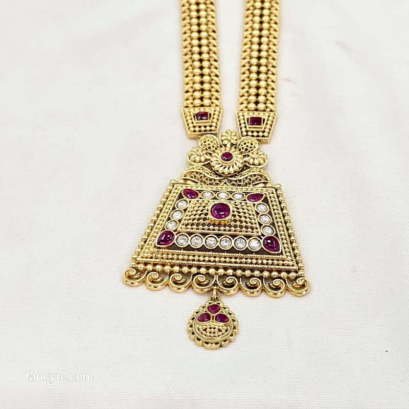 The Kesar Rajwadi Long Necklace