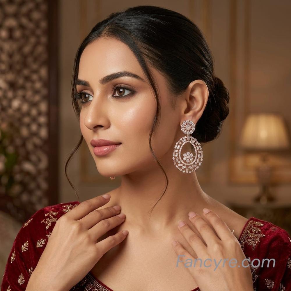 The Maniel rosegold A.D Earring