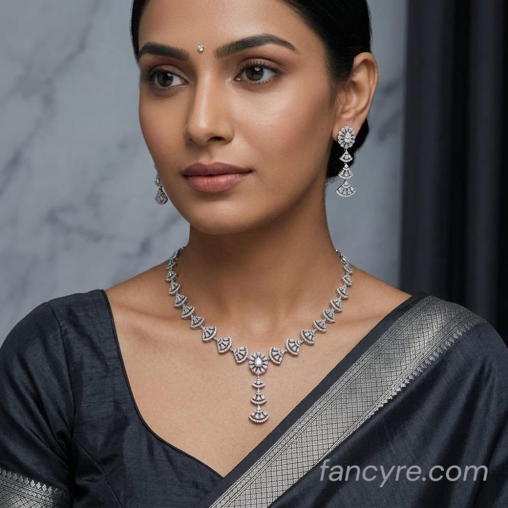 The Suki Whitegold A.D Necklace