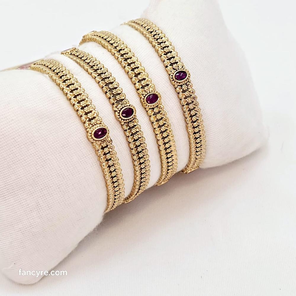 The Rajita Rajwadi Bangle