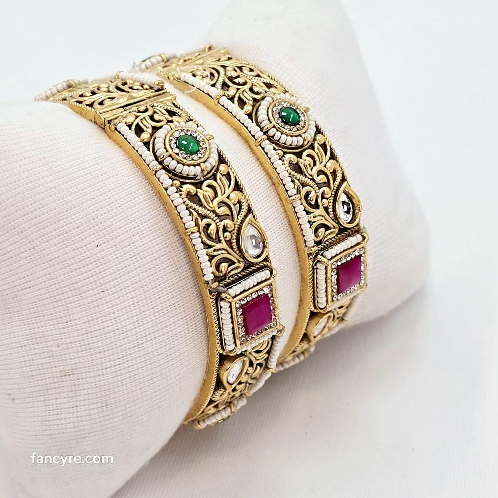 The Nikita Rajwadi Bangle