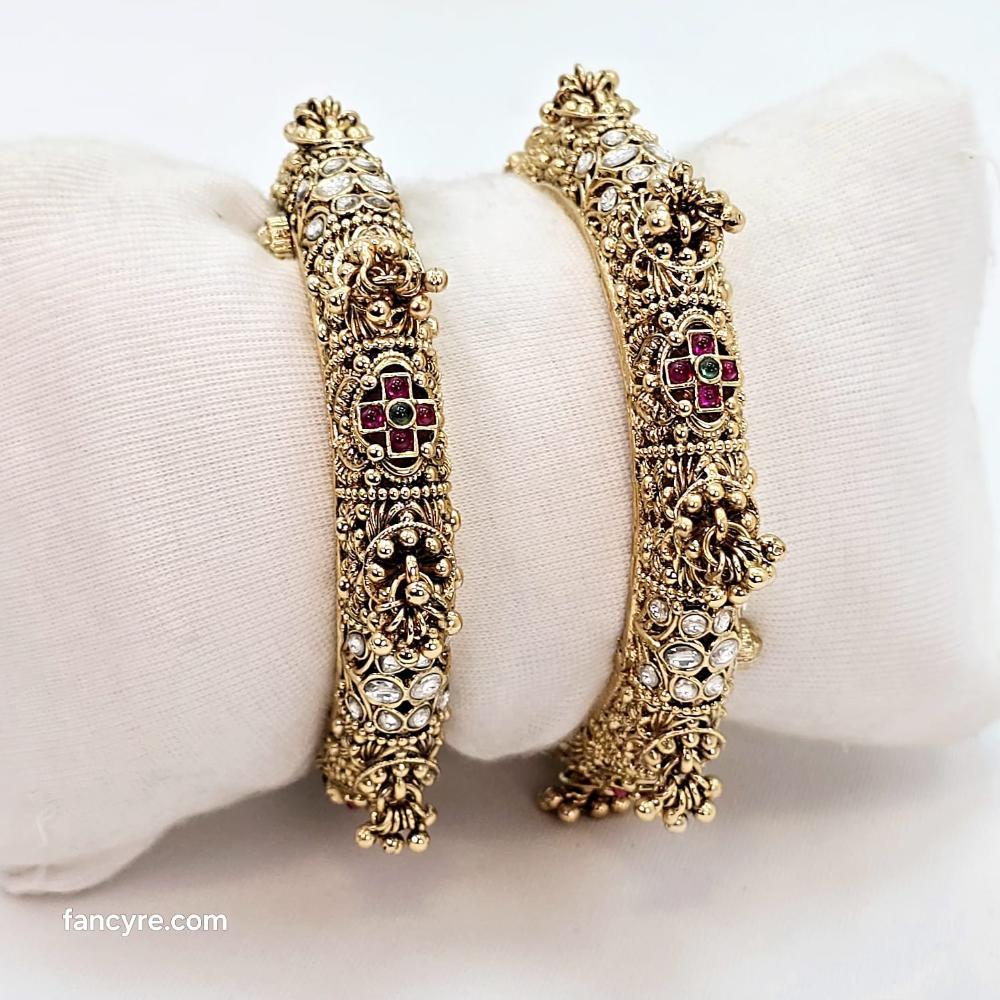The Rohini Rajwadi Bangle