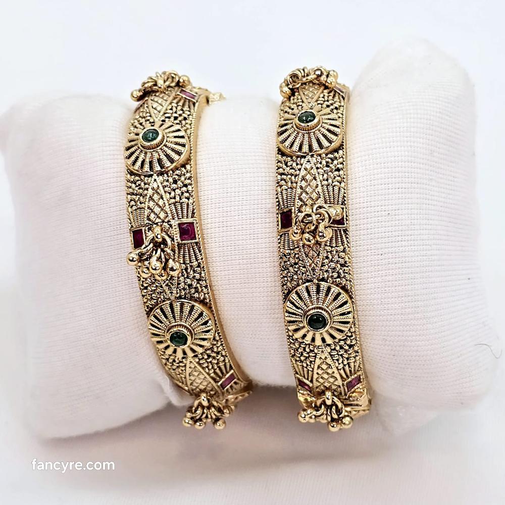 The Madhu Rajwadi Bangle