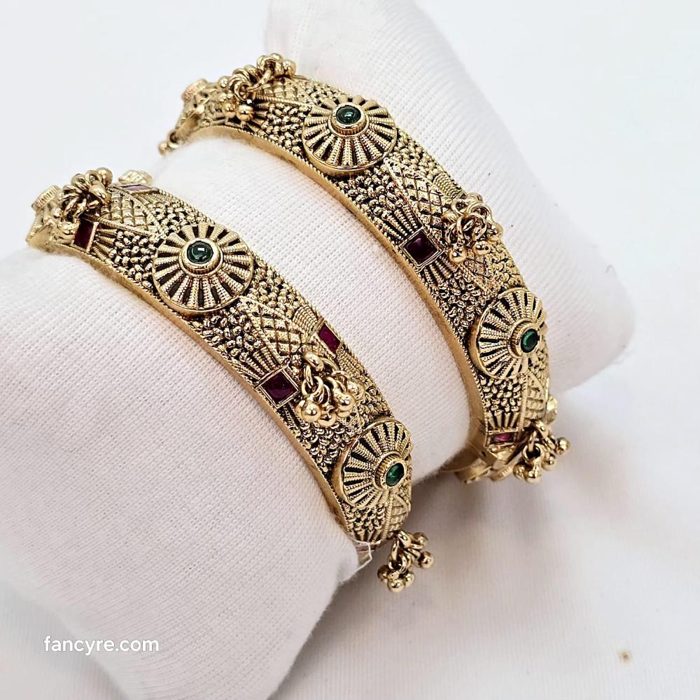 The Madhu Rajwadi Bangle