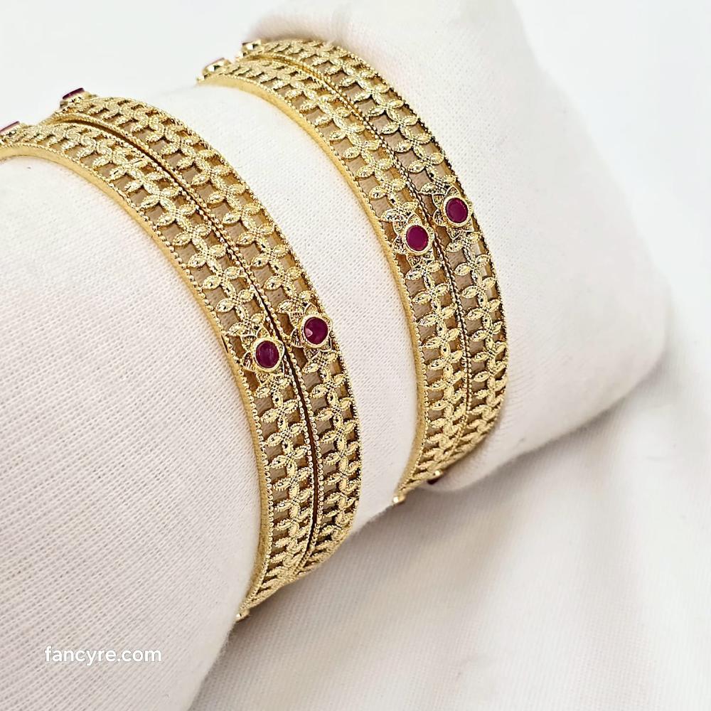 The Sachi Rajwadi Bangle