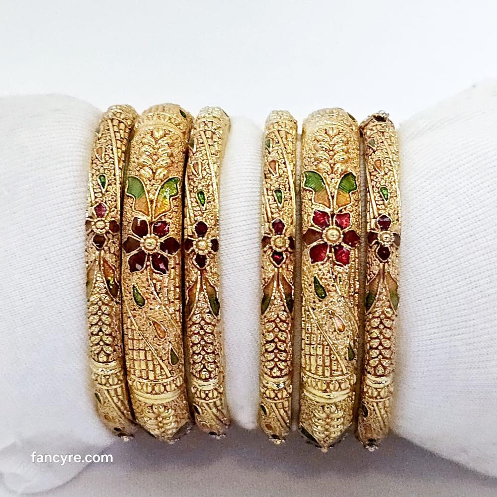 The Tanmayi Antique Goldforming Bangle
