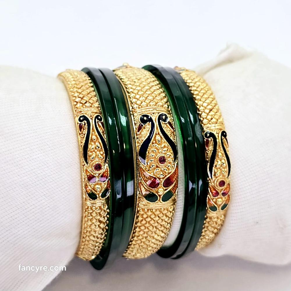 The Malika Antique Goldforming Bangle