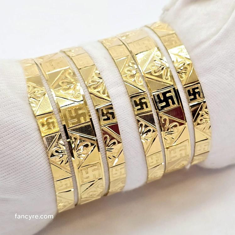 The Yogini Goldforming Bangle