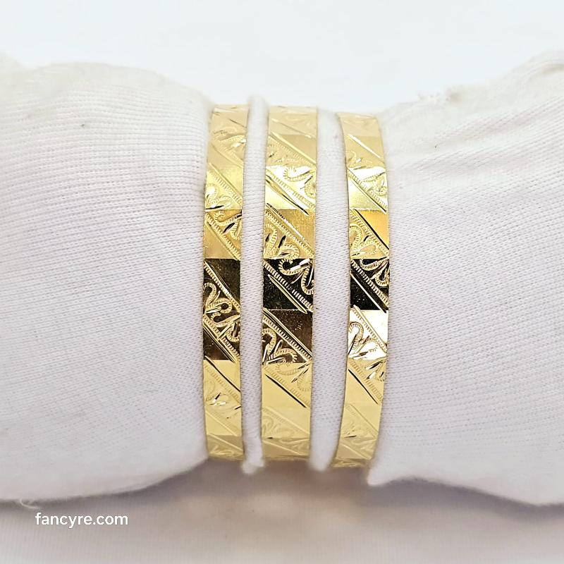 The Swarupa Goldforming Bangle