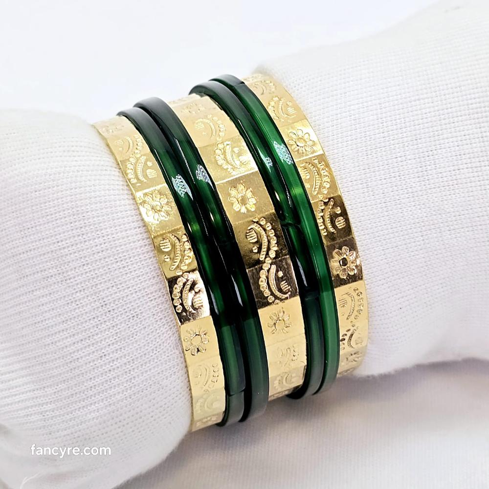 The Warna Goldforming Bangle