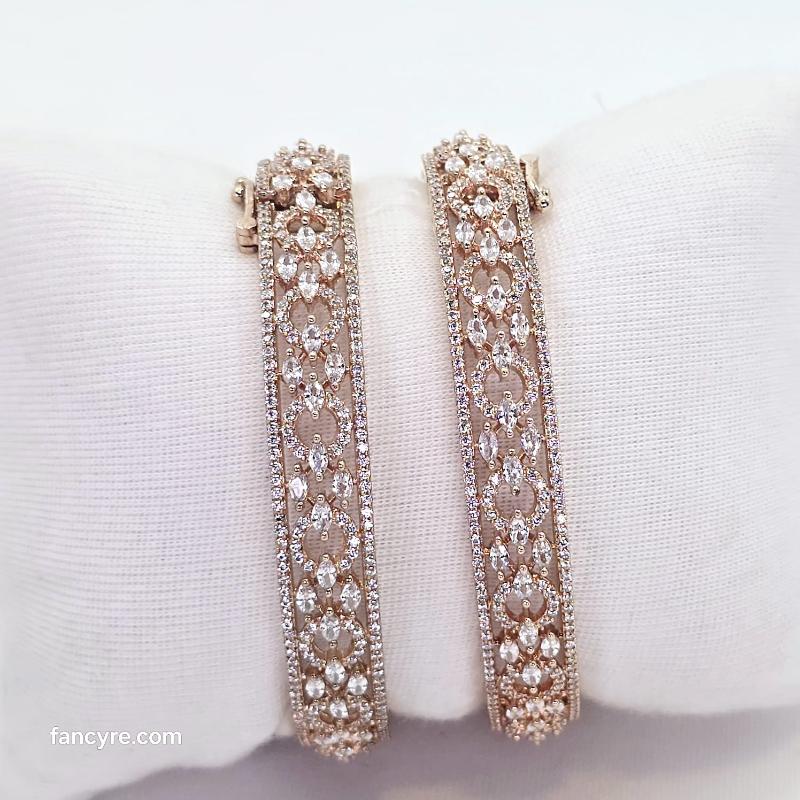 The Vania Rosegold A.D Bangle