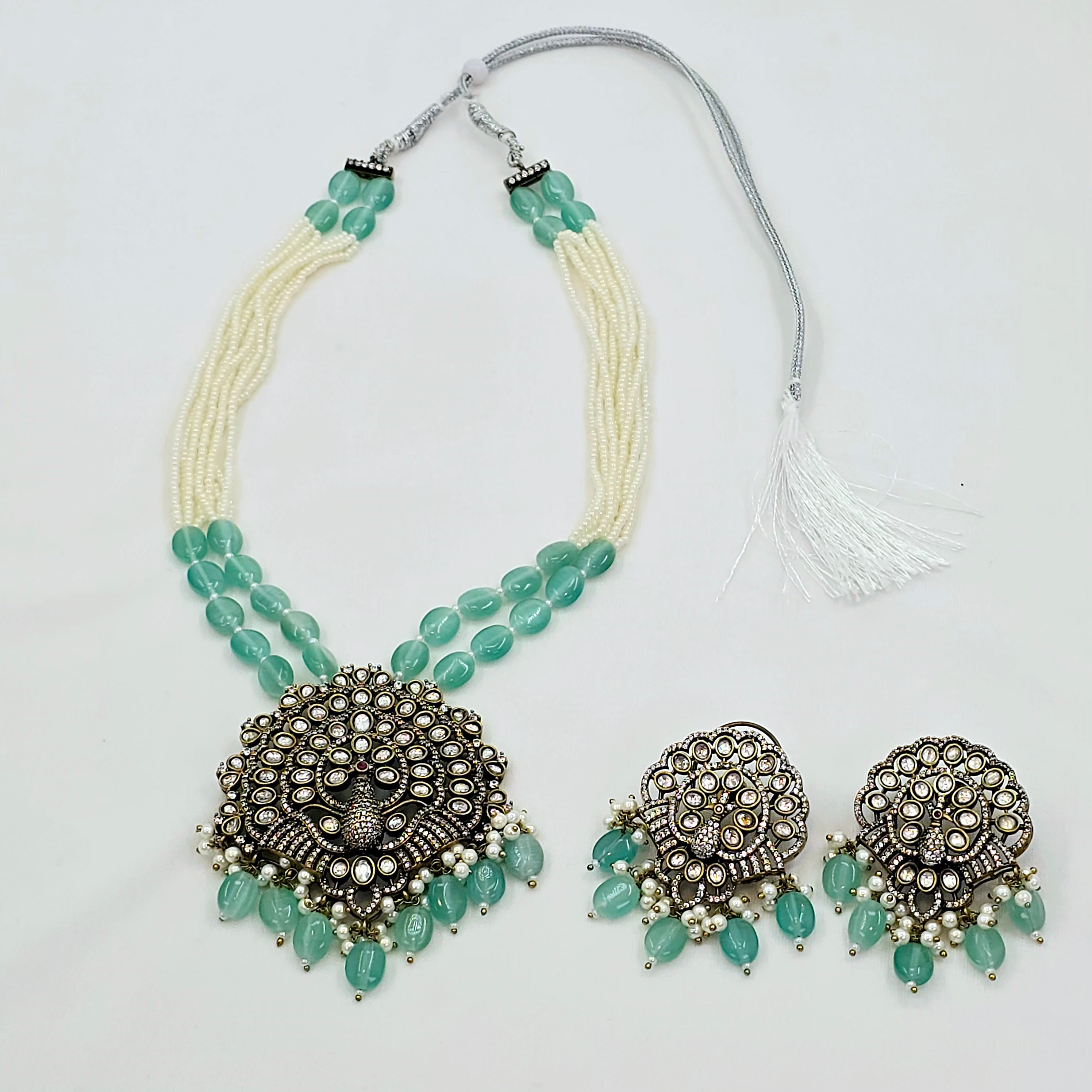The Leher Beeds Necklace