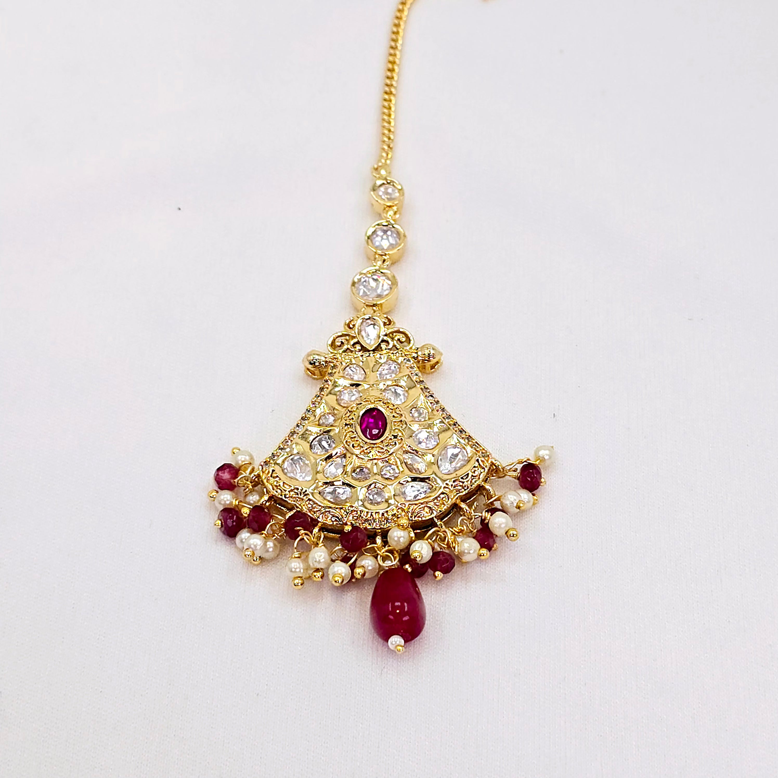 The Bijali Kundan Bindi