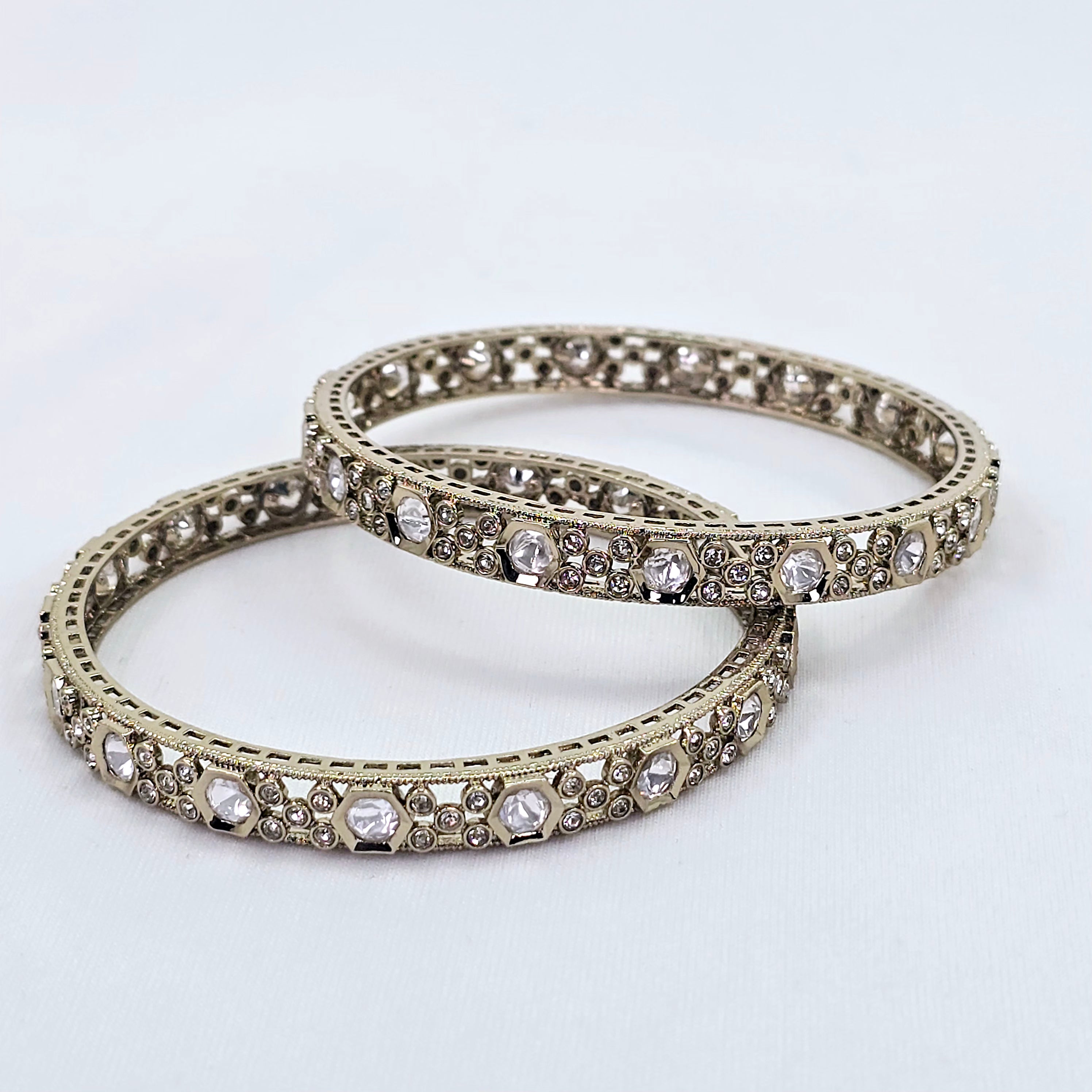 The Vastavi Victorian Polish Bangle
