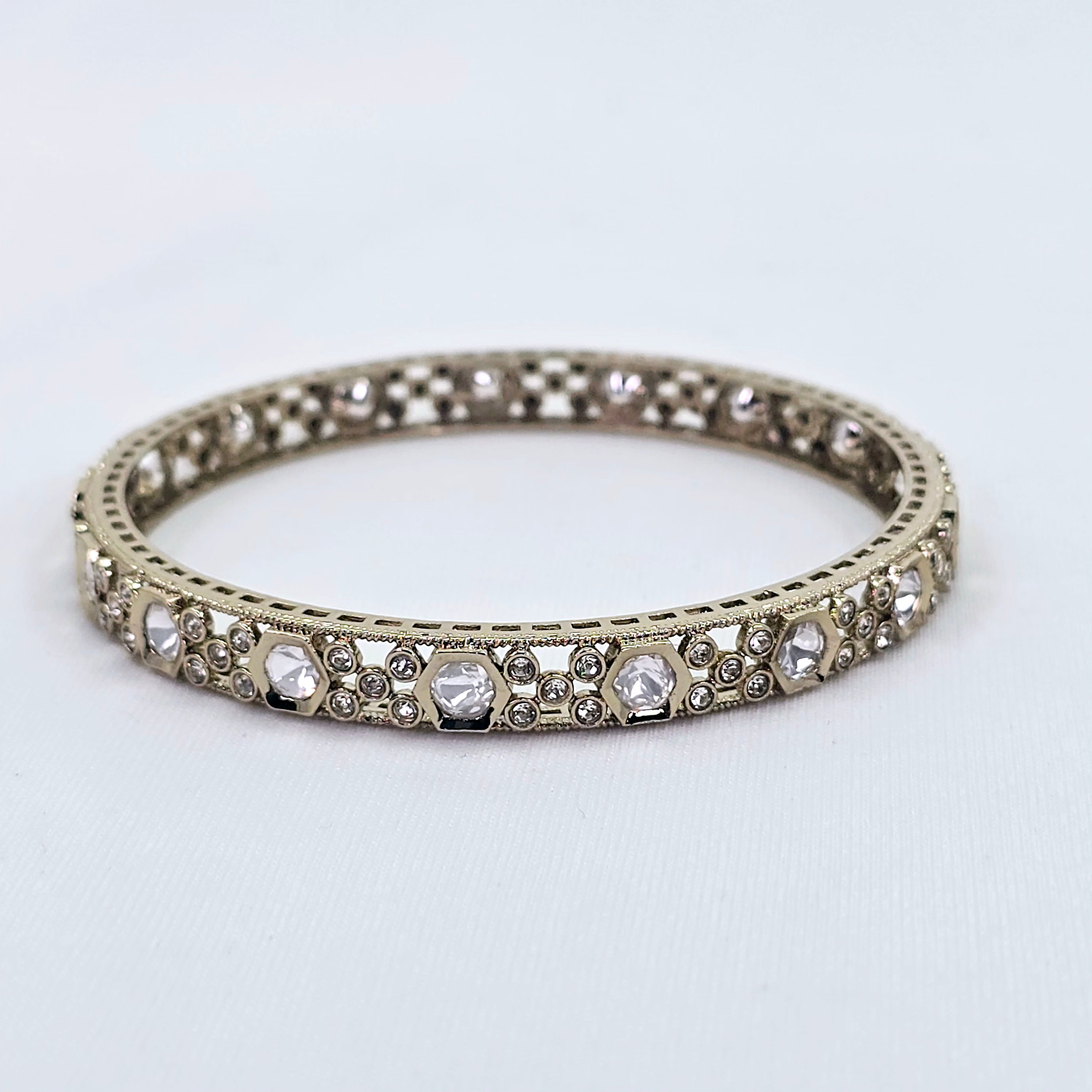 The Vastavi Victorian Polish Bangle