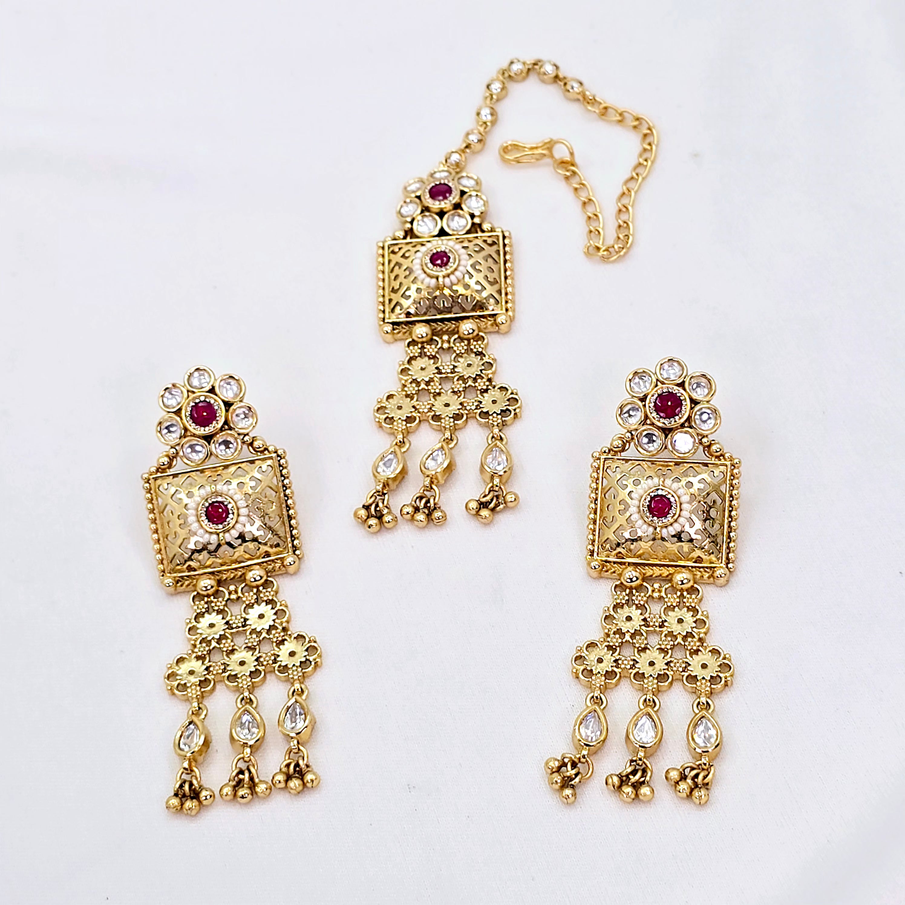 The Nehal Rajwadi Necklace