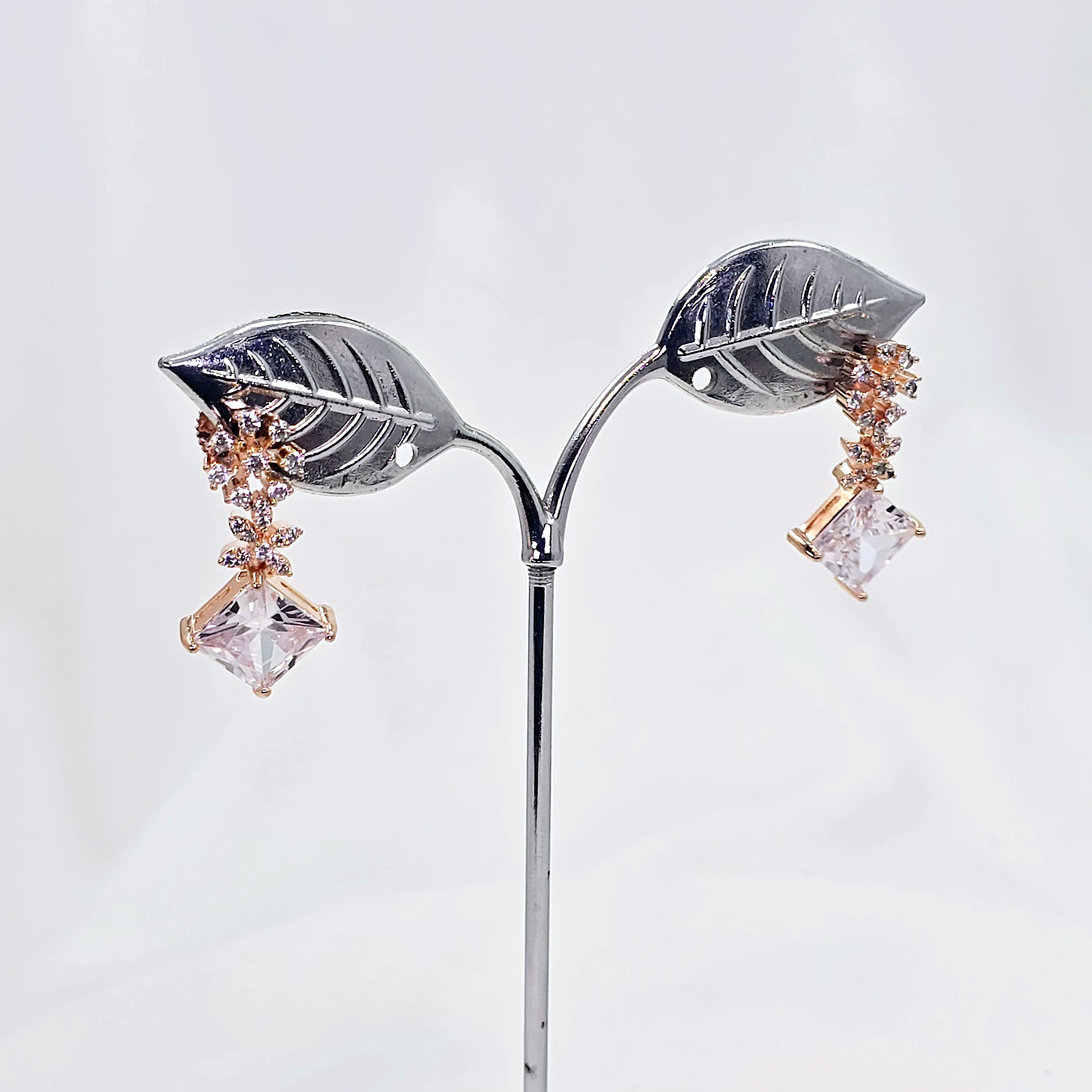 The paloma Rosegold A.D Earring
