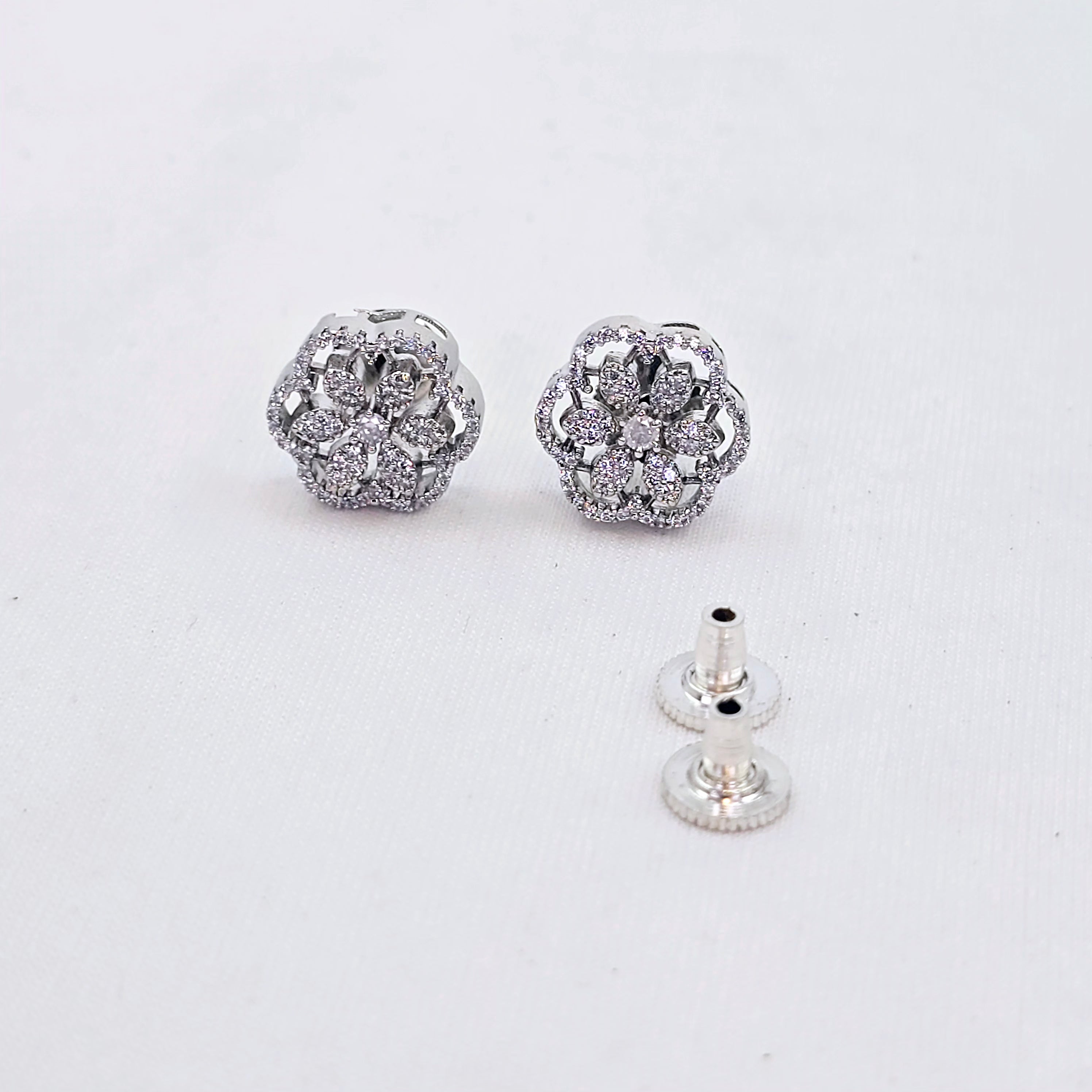 The Ensley Whitegold A.D Earring