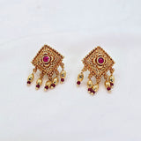 The Manavi Antique Goldforming Necklace