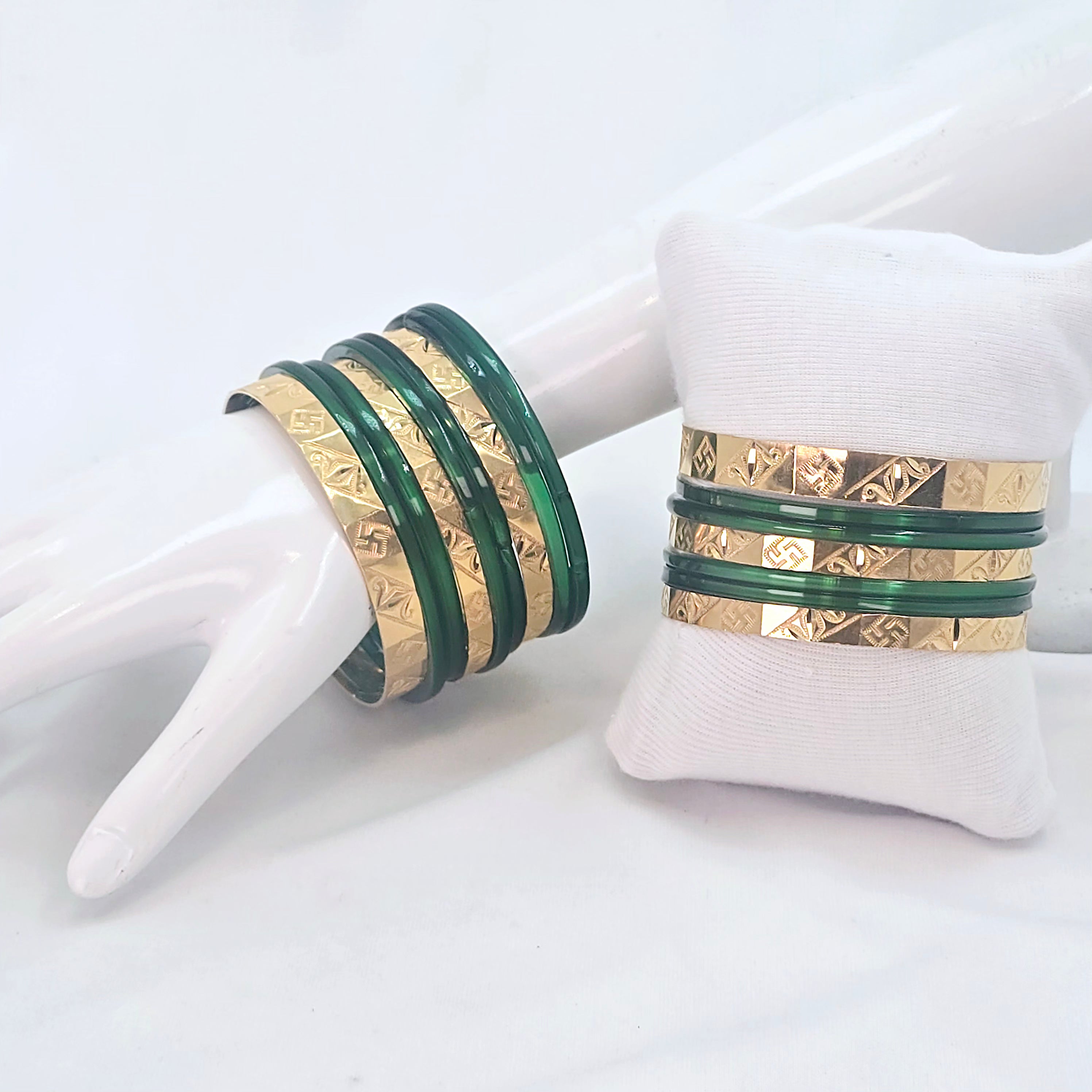 The Kaveri Goldforming Bangle
