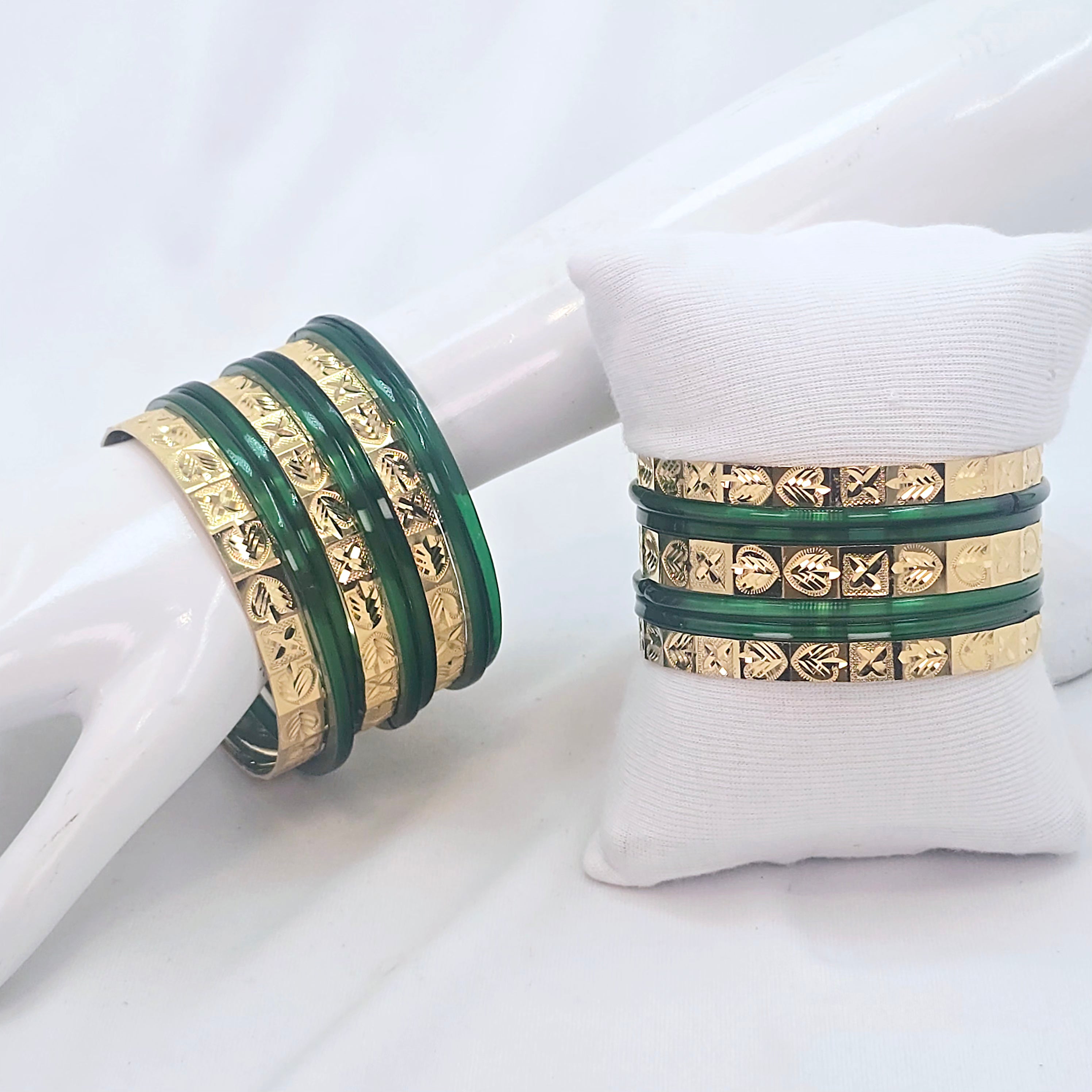 The Parnika Goldforming Bangle