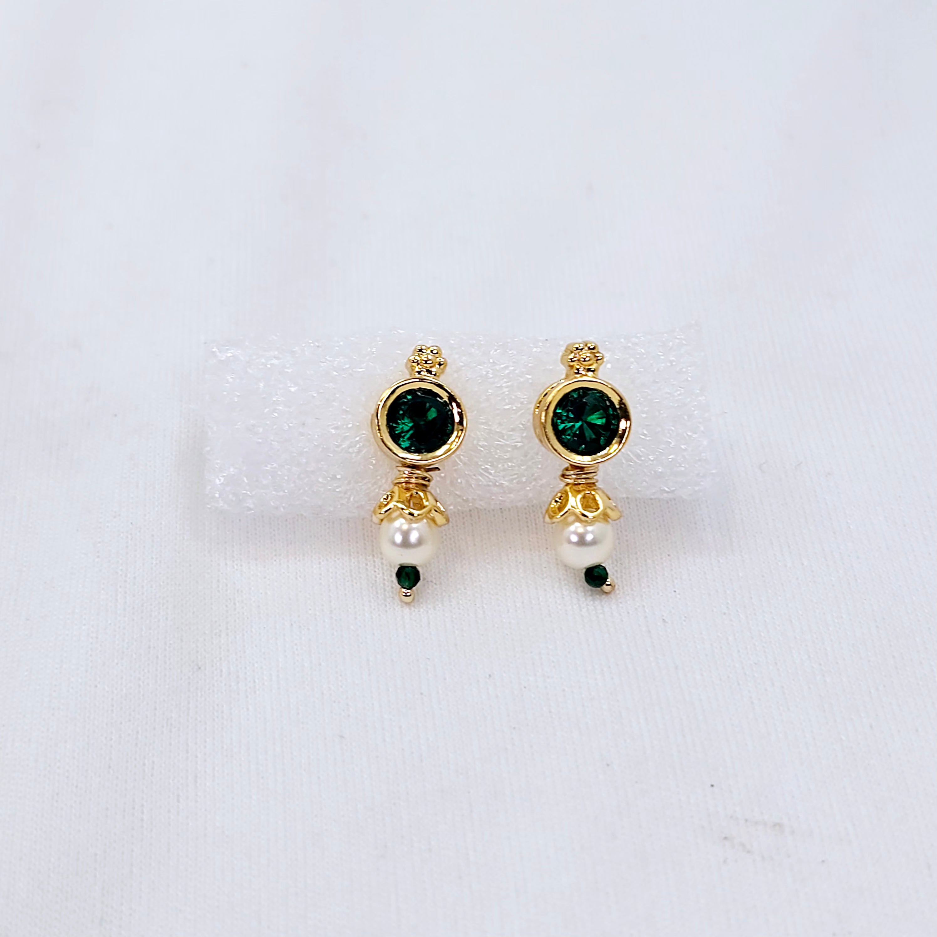 The Ishani Moti Necklace