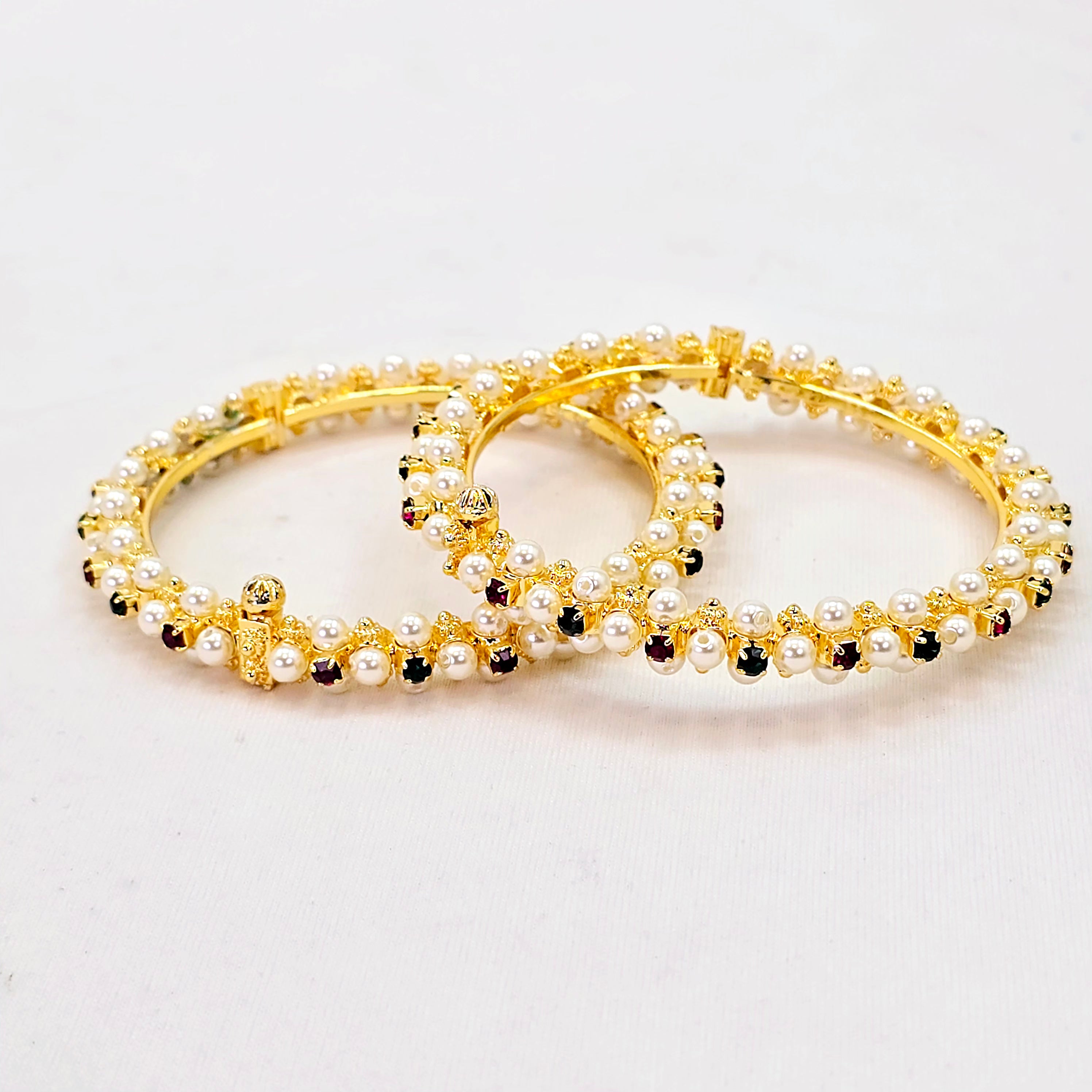 The Bakula Moti Bangle
