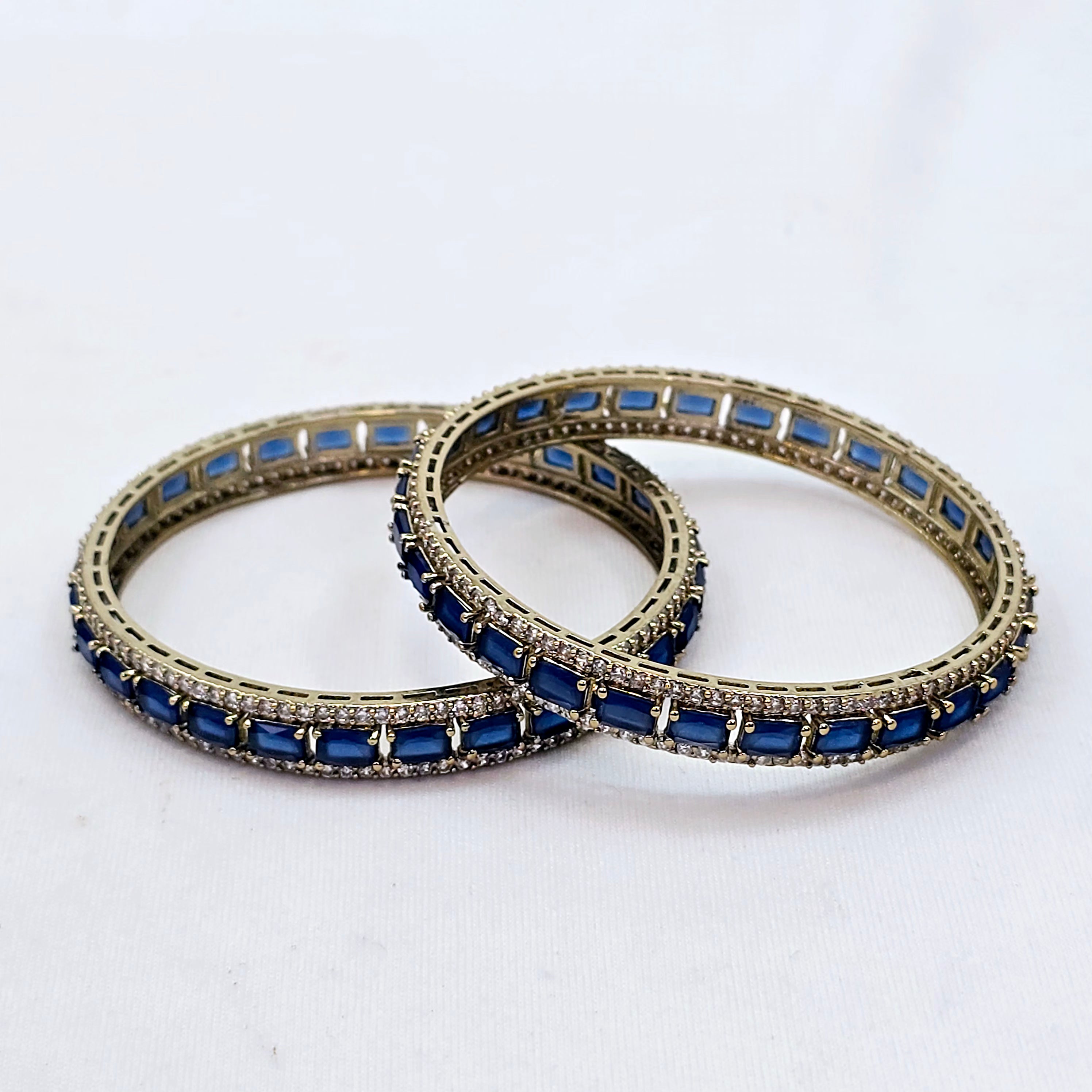 The Arlet Victorian Polish Bangle
