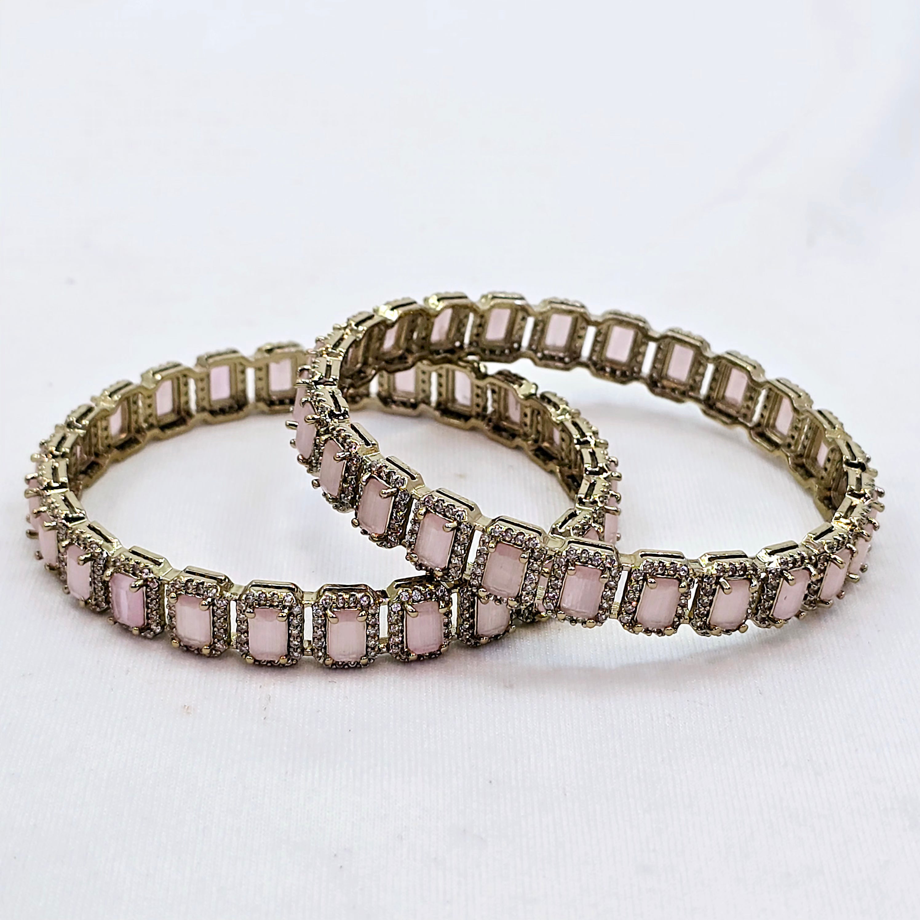 The Bela Victorian Polish Bangle
