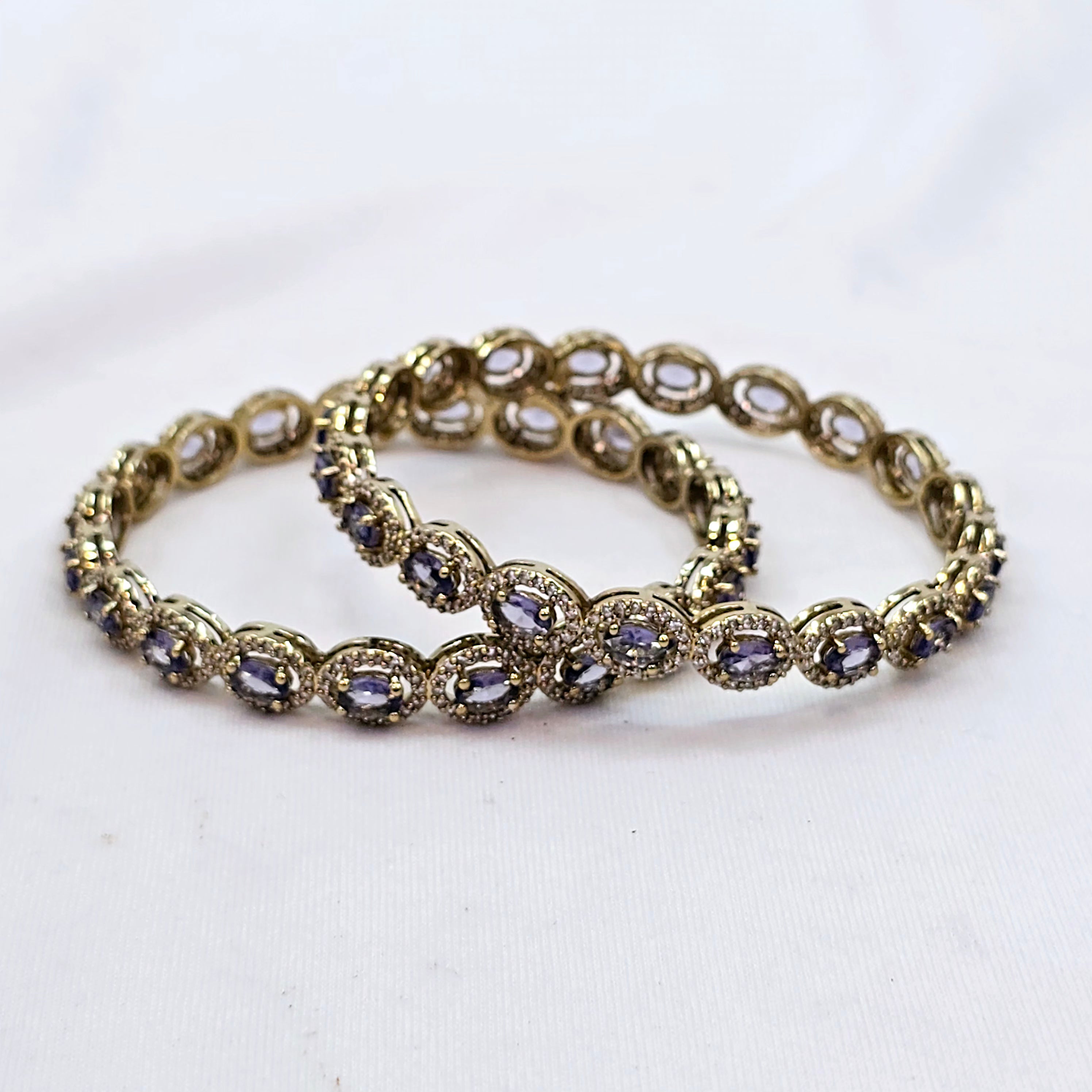 The Akira Victorian Polish Bangle