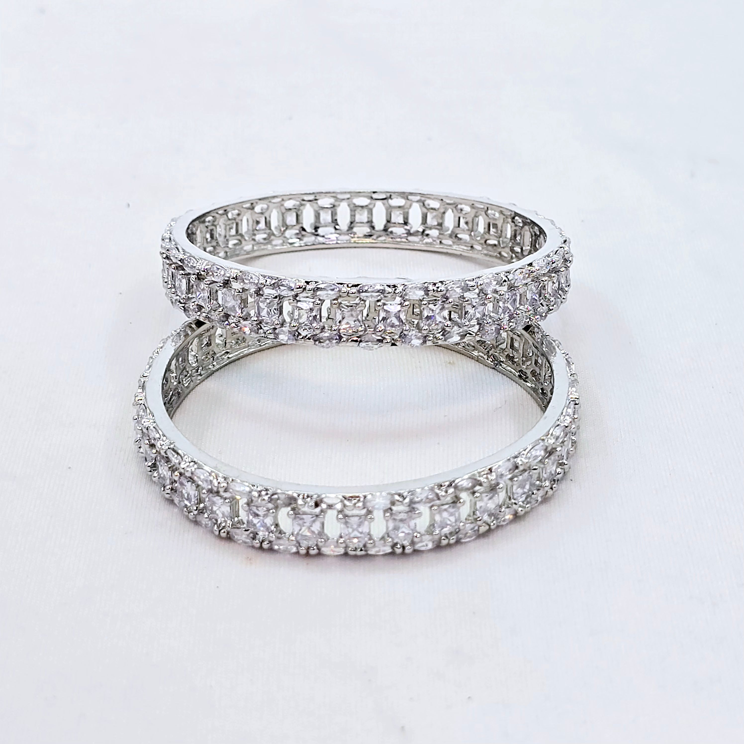 The Betsy Whitegold A.D Bangle