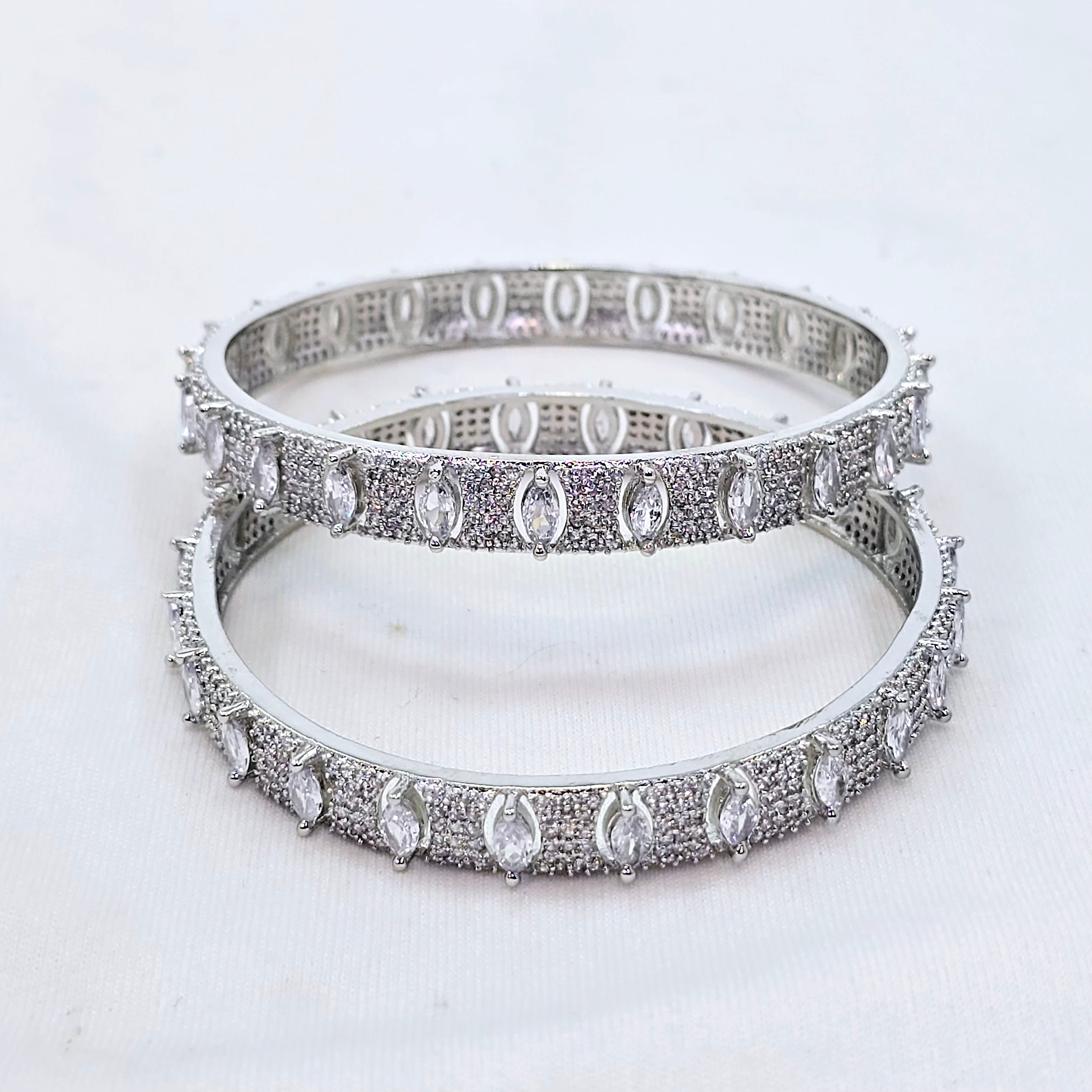 The Avery Whitegold A.D Bangle