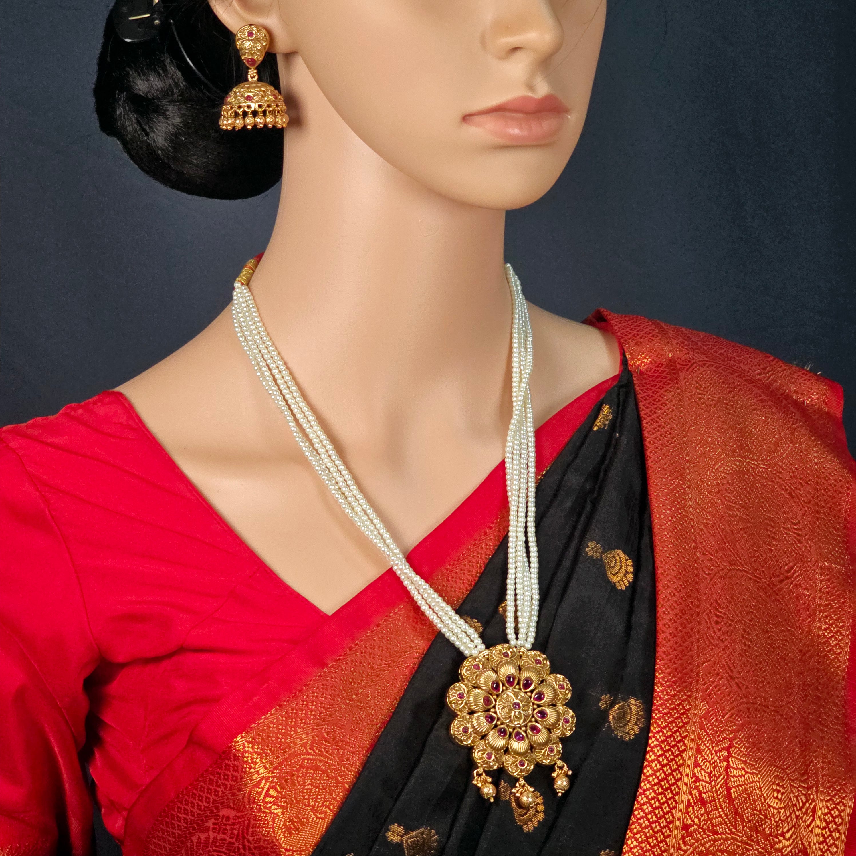 The Malini Moti Necklace