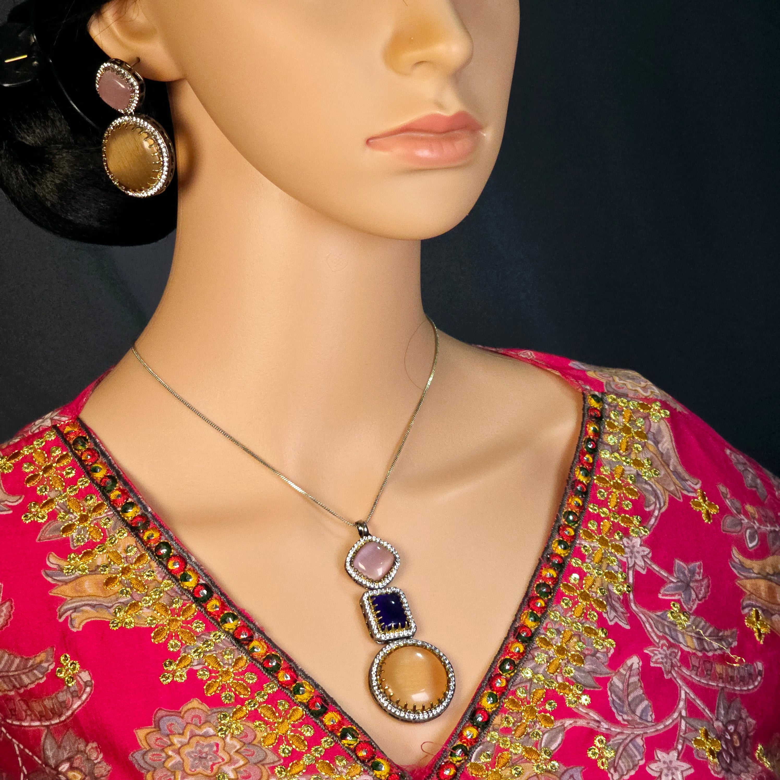 The Meloni Sabyasachi Pendant Earring Set