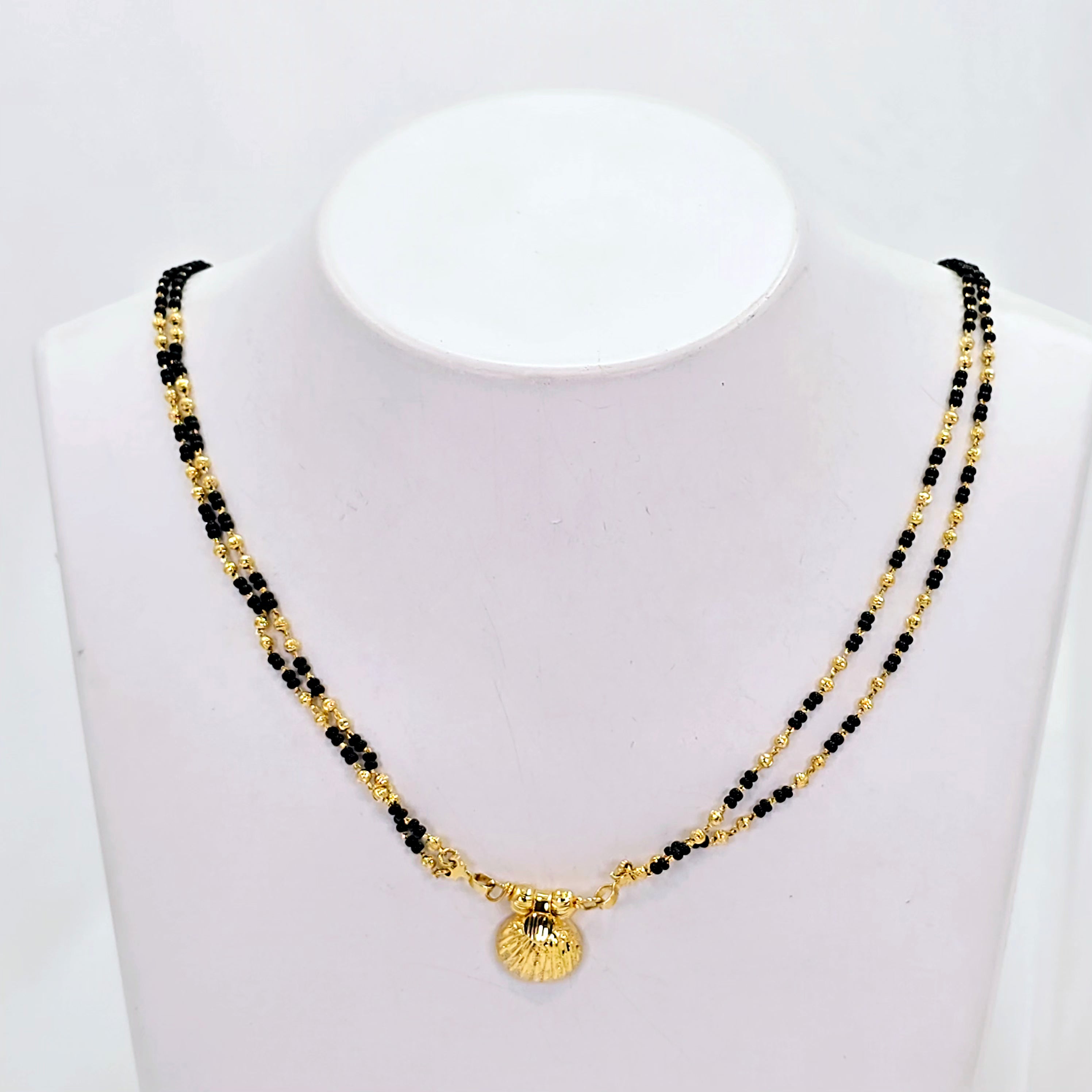 The Kirti Goldforming Mini Mangalsutra
