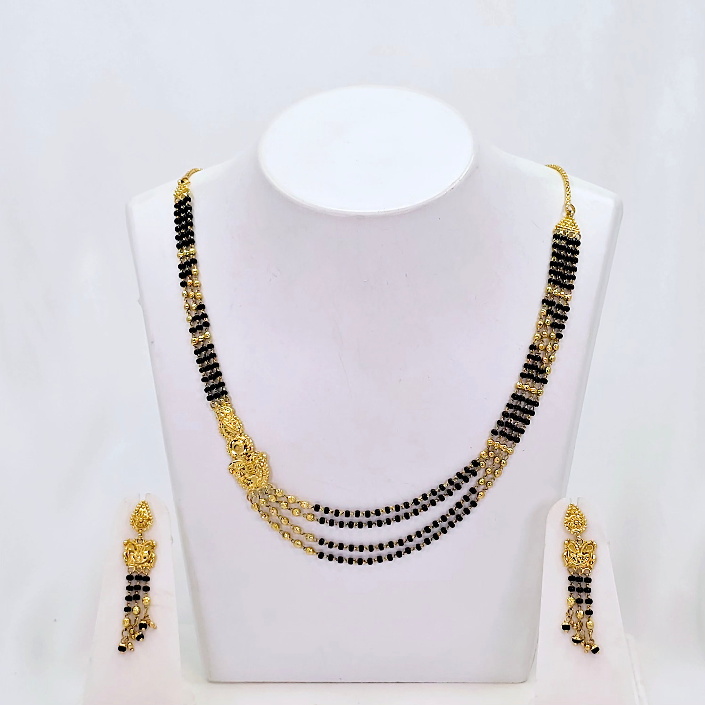 The Naaz Goldforming Mini Mangalsutra