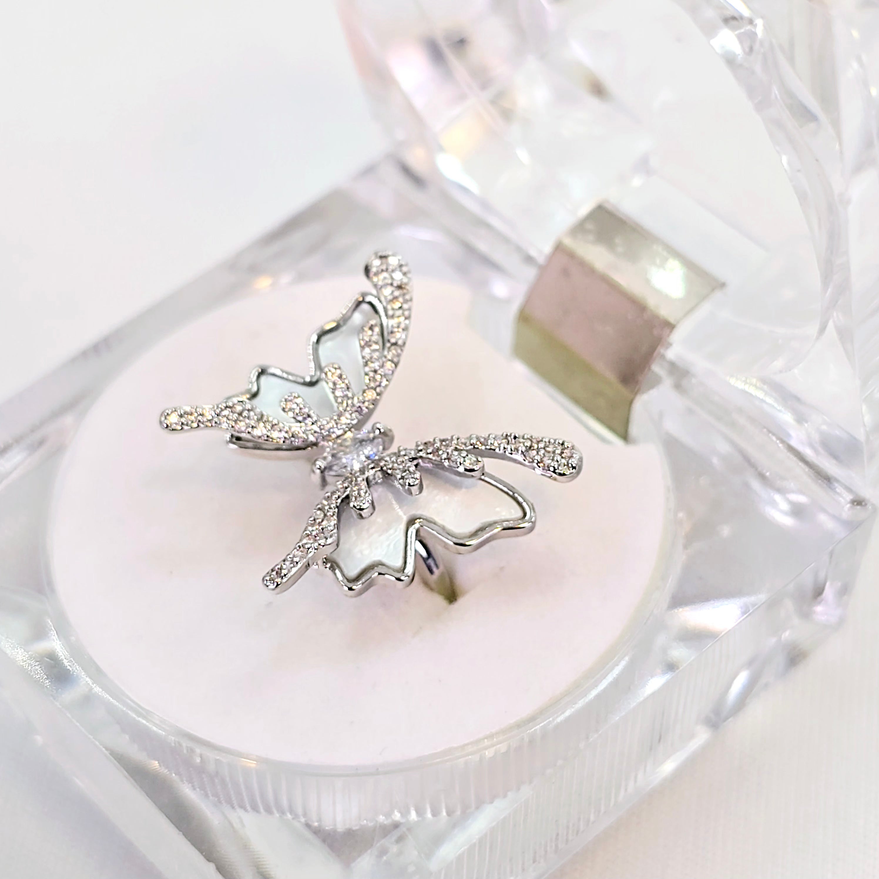 The Doria Whitegold A.D Ring