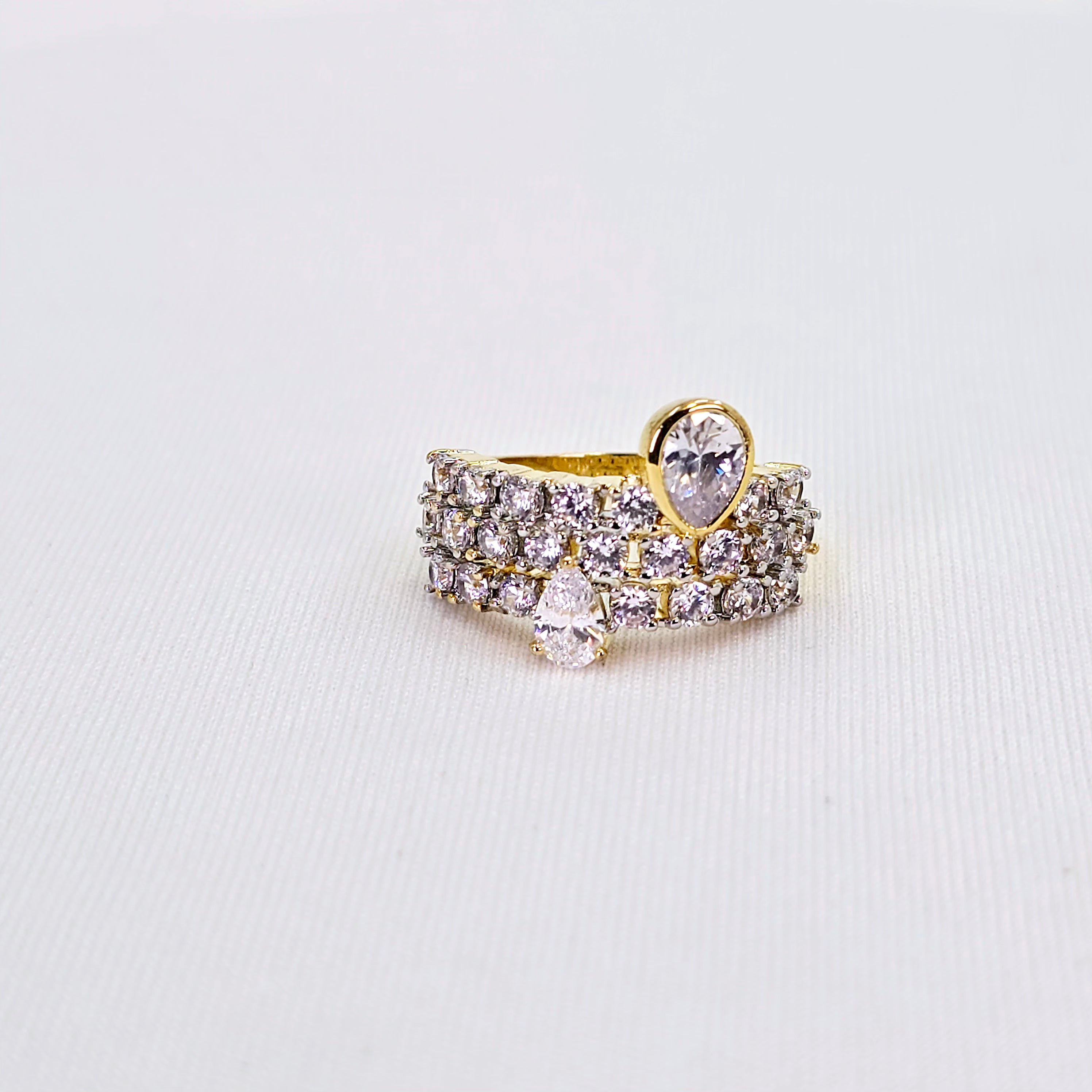 The Cali Yellowgold A.D Ring