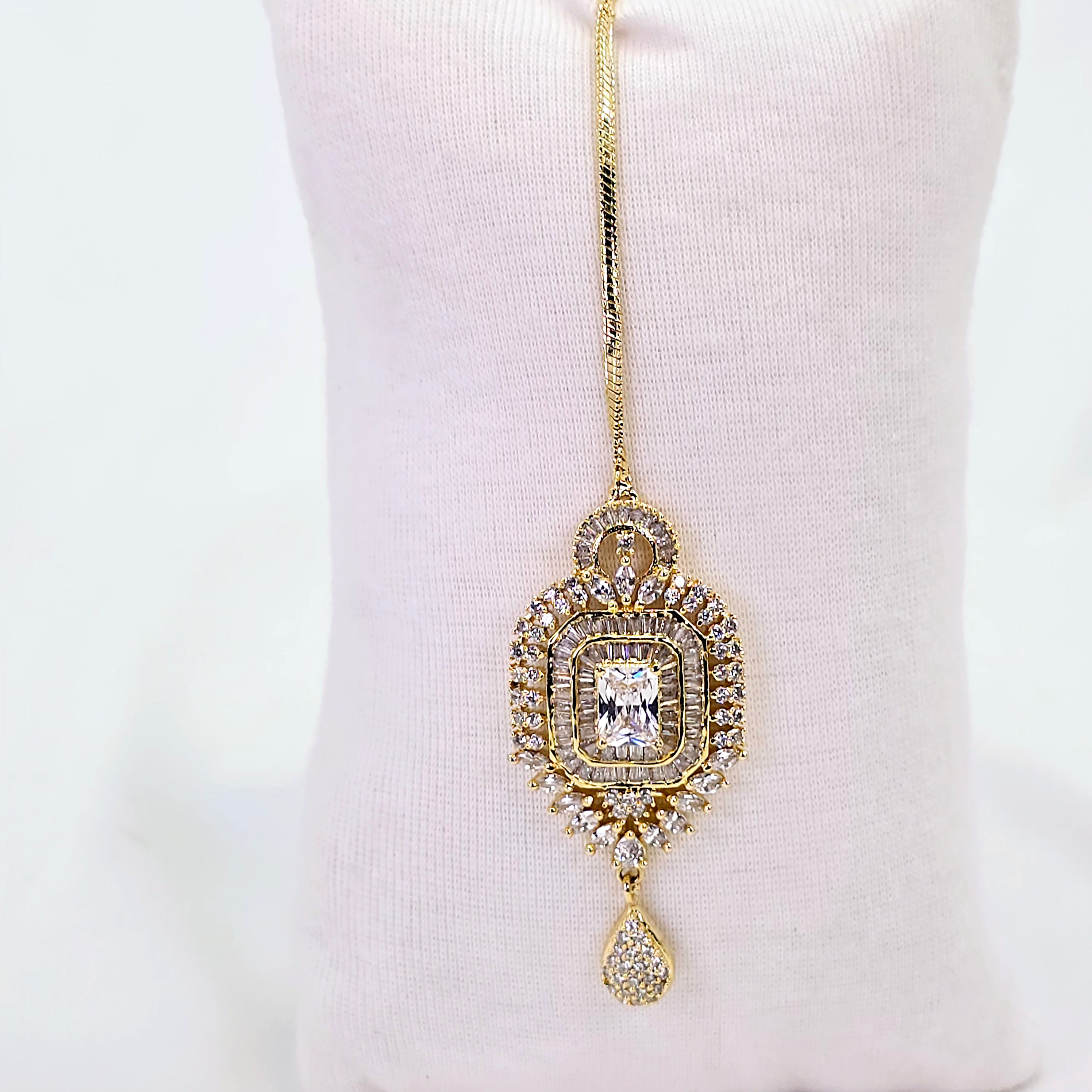 The Ziva Yellowgold A.D Bindi
