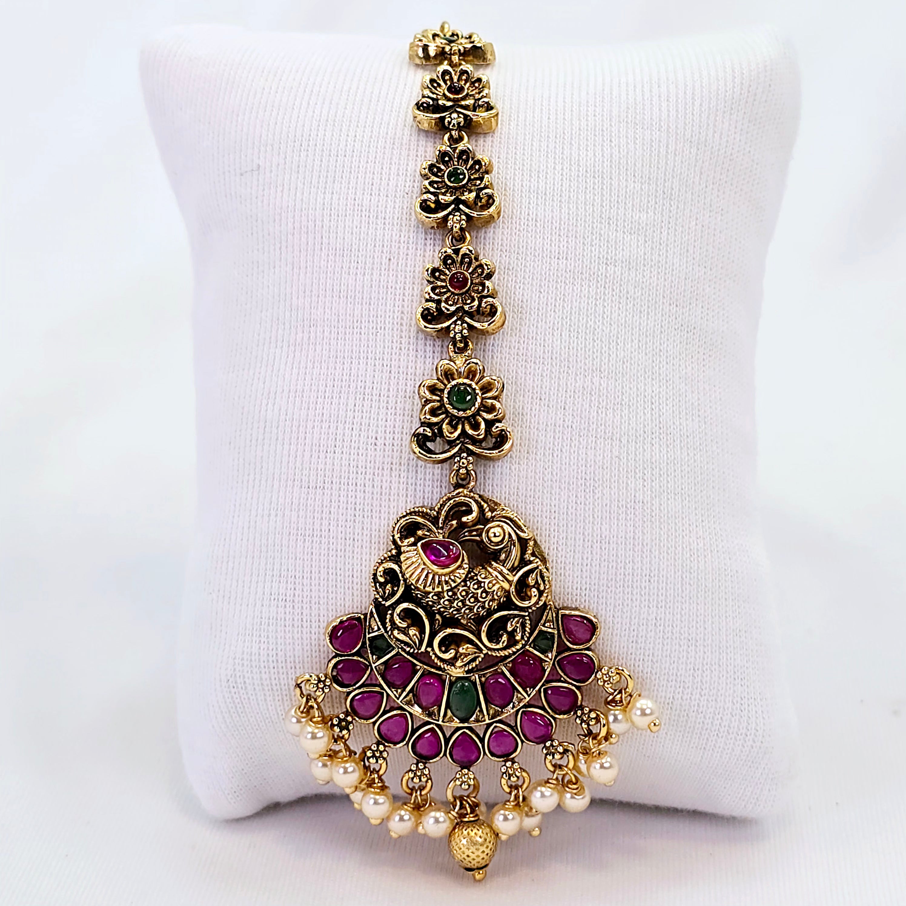 The Saima Kempu Bindi