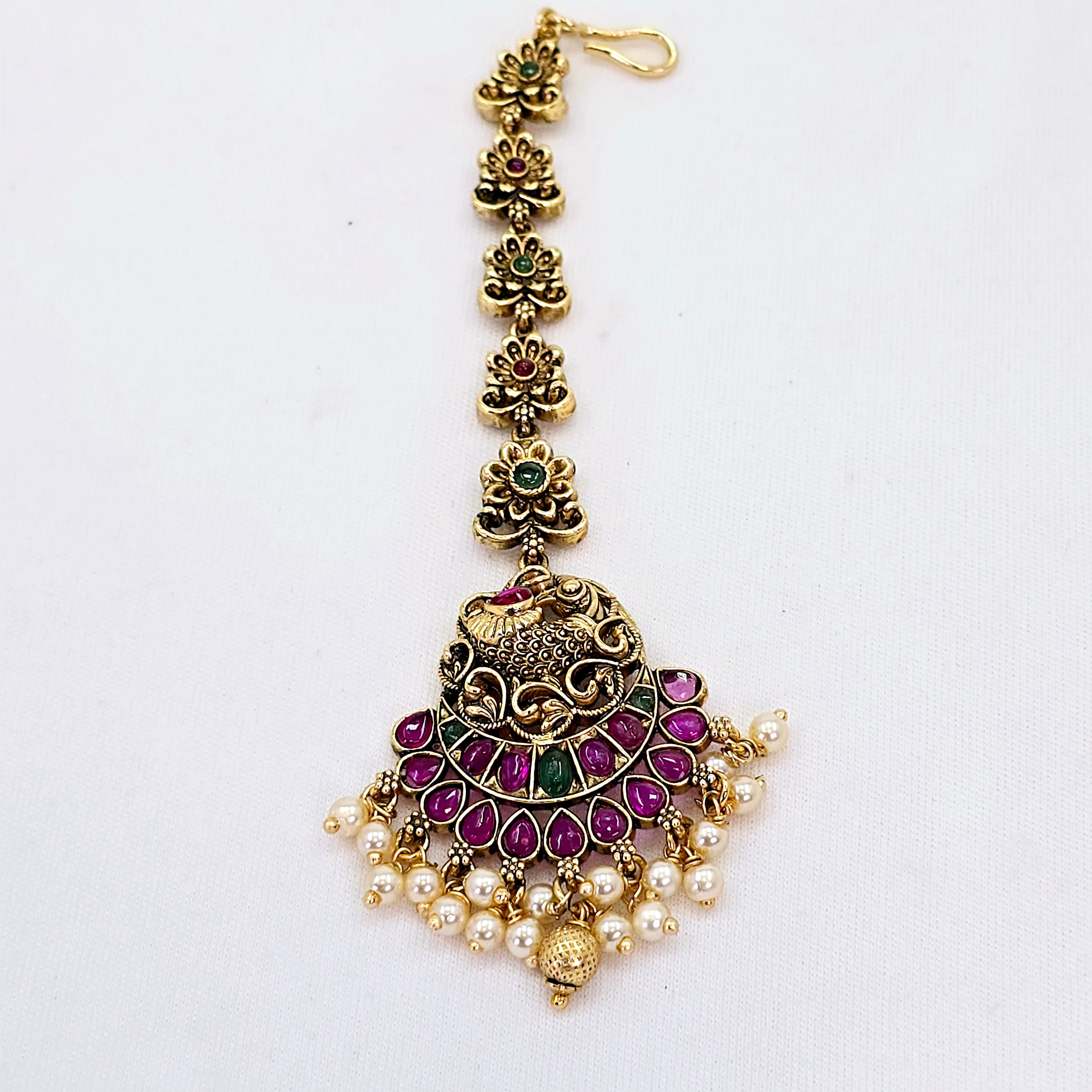 The Saima Kempu Bindi