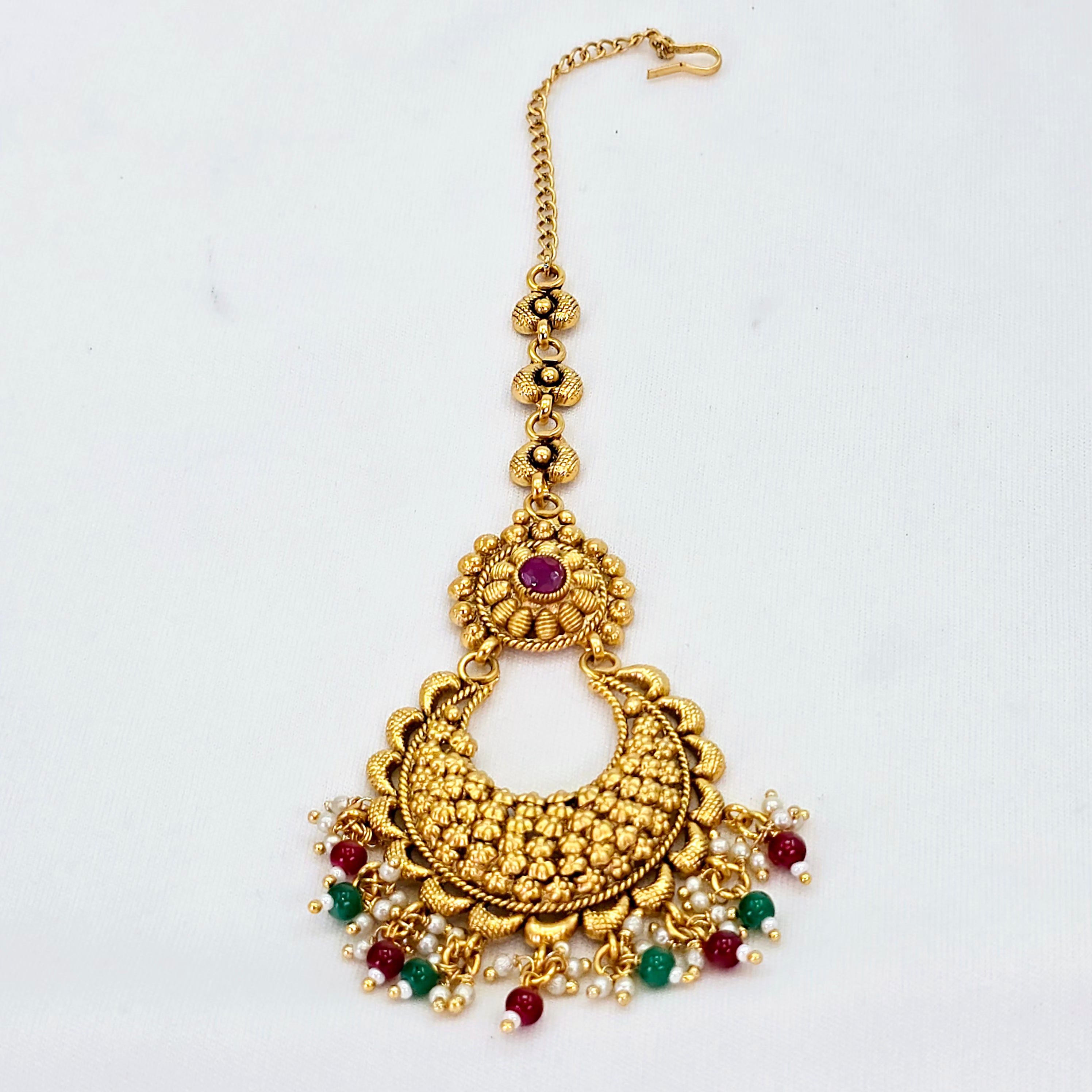 The Nimra Kempu Bindi
