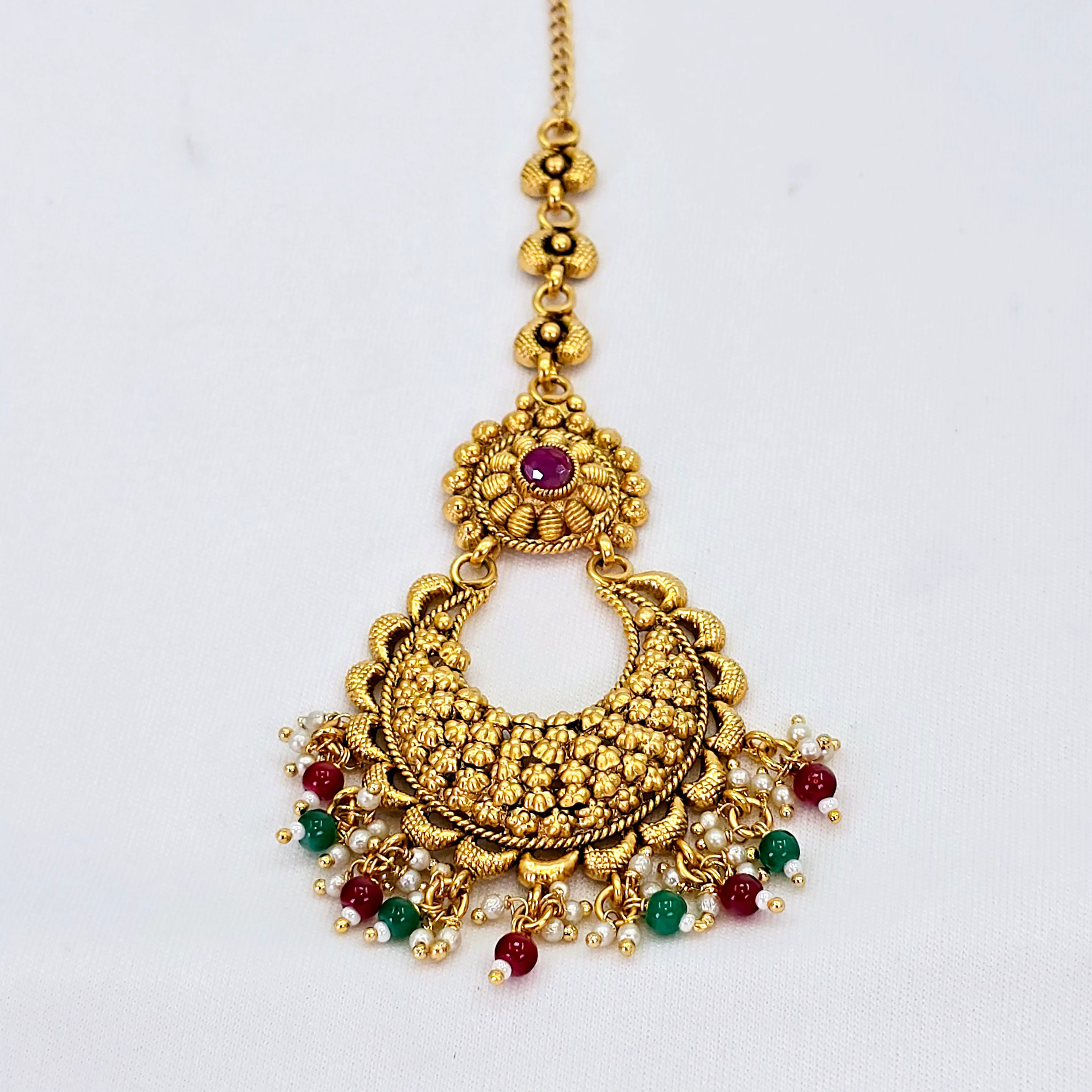 The Nimra Kempu Bindi