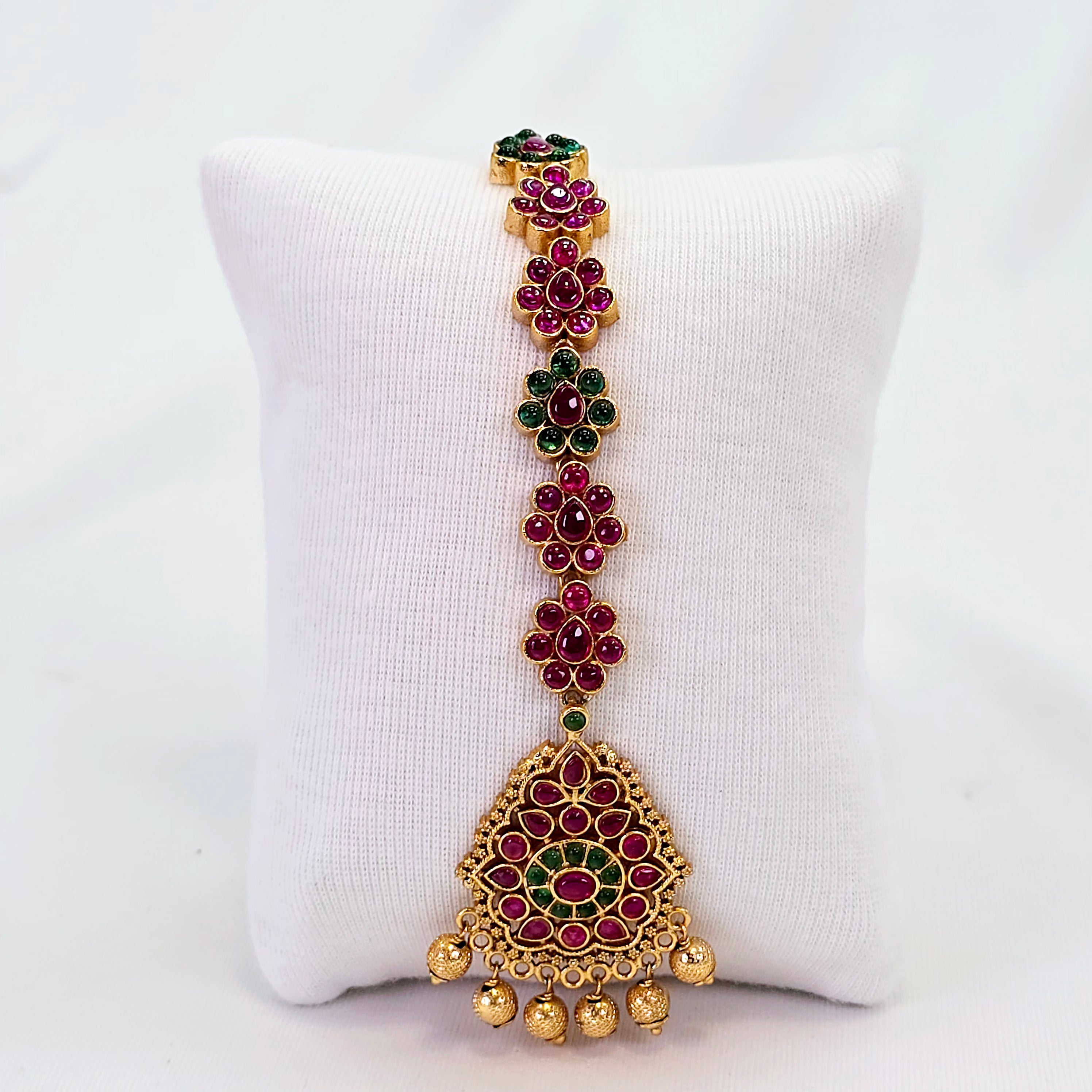 The Prerana Kempu Bindi